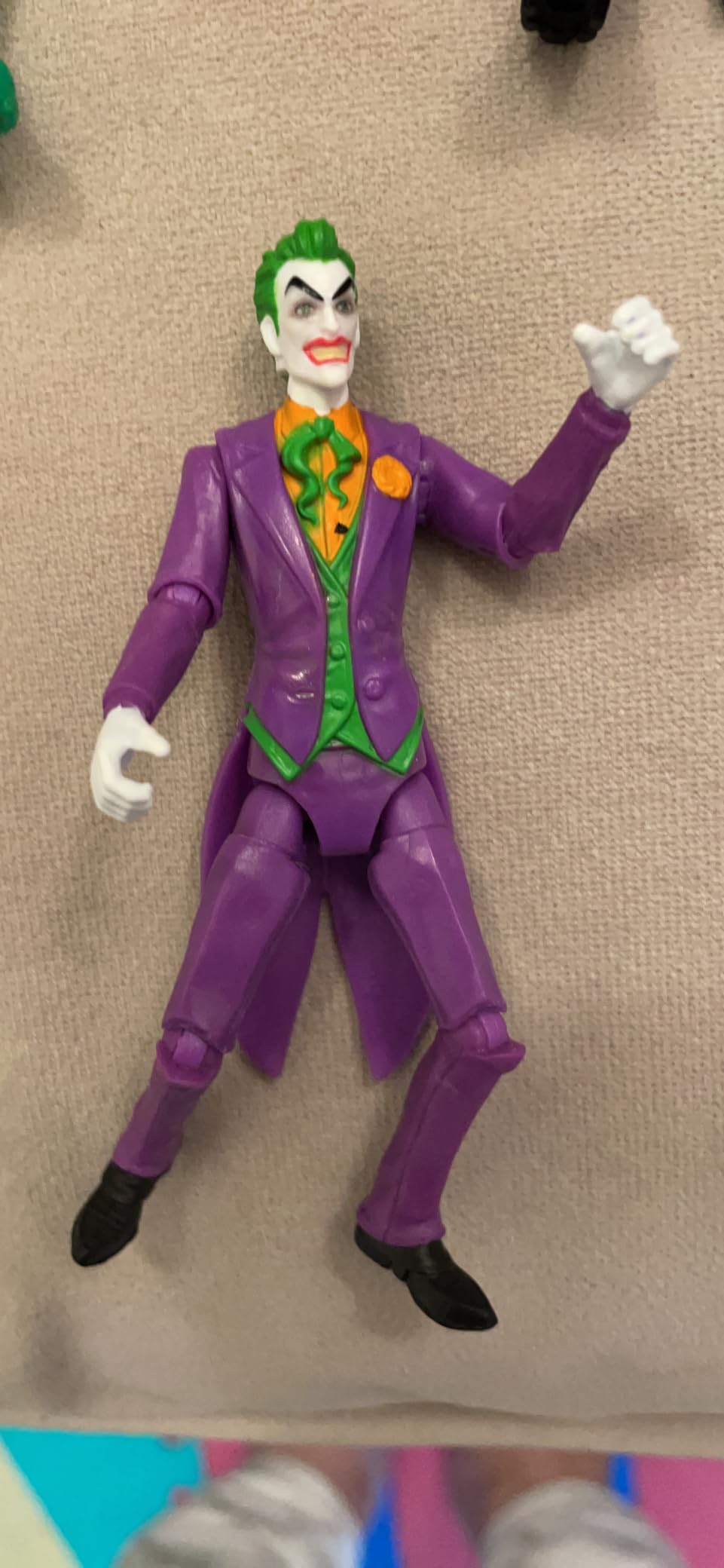 DC Comics, Batman, Team Up 4-Pack (Amazon Exclusive), Batman, The Joker, Robin, Nightwing 4-inch Action Figures, Super Hero Kids Toys for Boys & Girls - Customer Photo 1