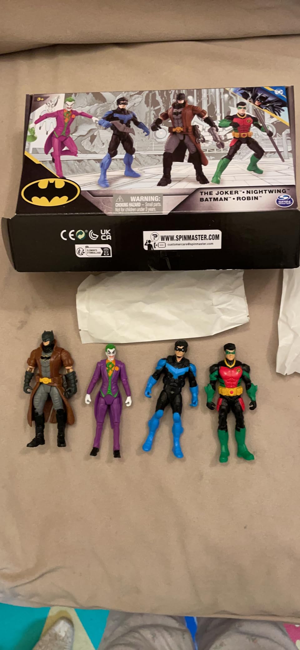 DC Comics, Batman, Team Up 4-Pack (Amazon Exclusive), Batman, The Joker, Robin, Nightwing 4-inch Action Figures, Super Hero Kids Toys for Boys & Girls - Customer Photo 2