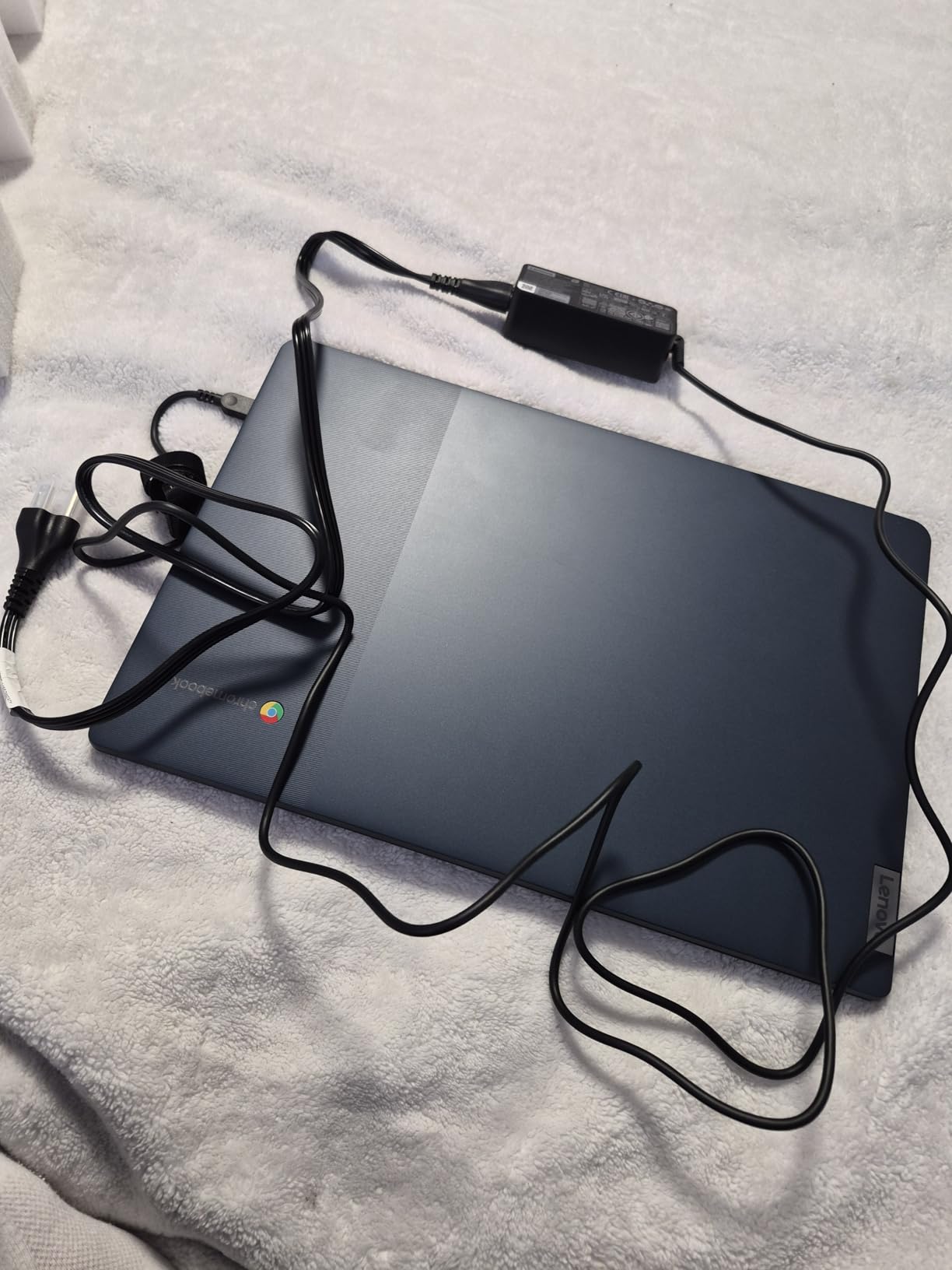 Lenovo IdeaPad 3i Chromebook, 15.6