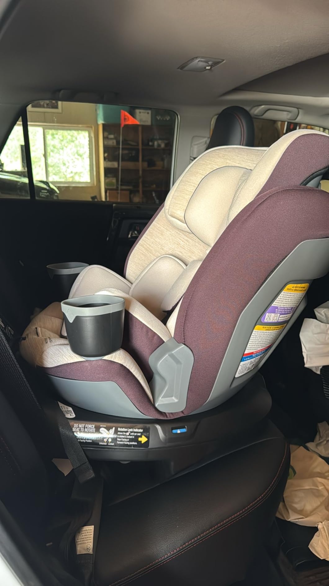 Safety 1st Turn and Go DLX 360° Rotating Convertible Car Seat in High Street - Customer Photo 3