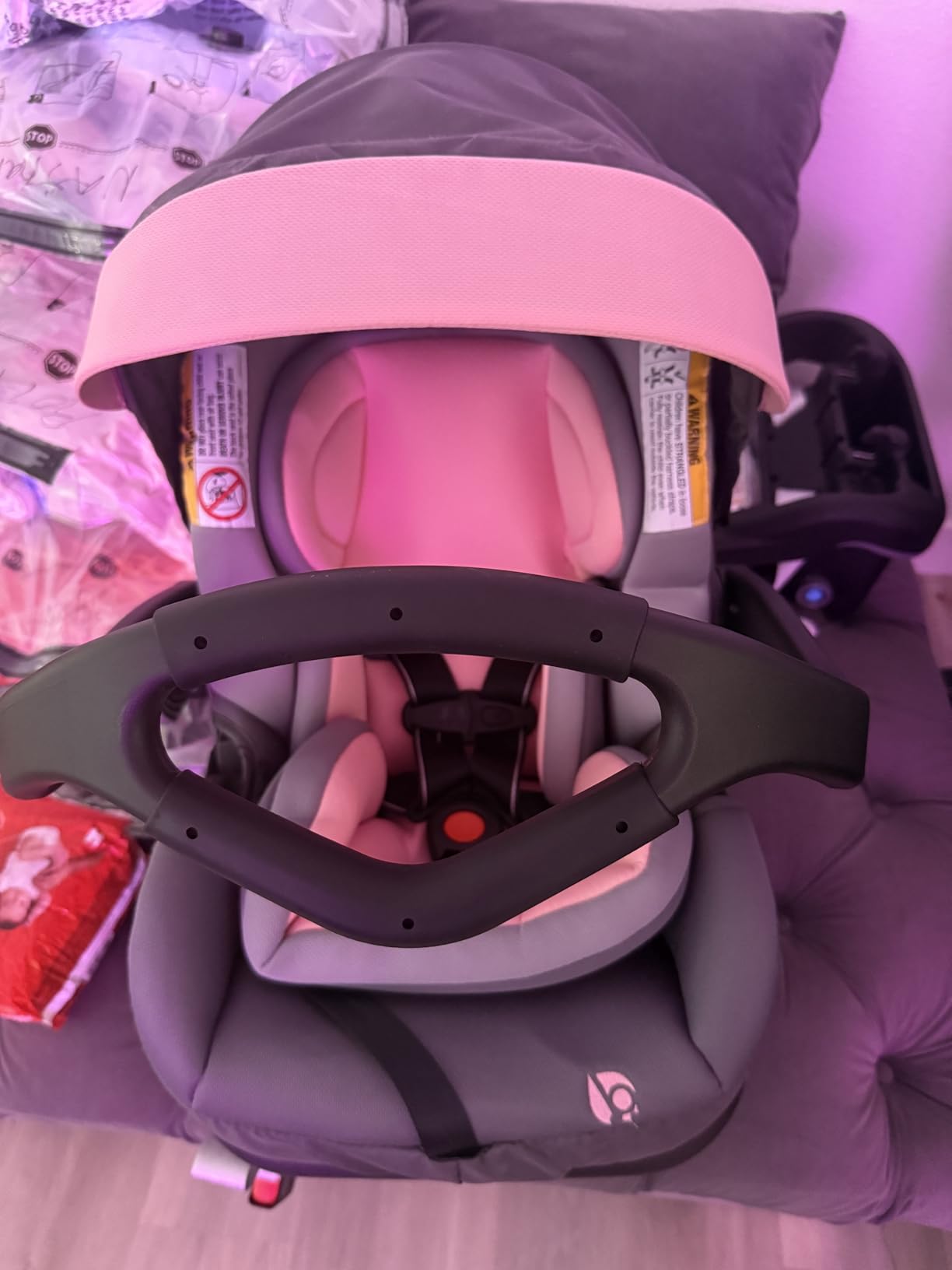 Baby Trend Secure-Lift Infant Car Seat, Dash Black - Customer Photo 2