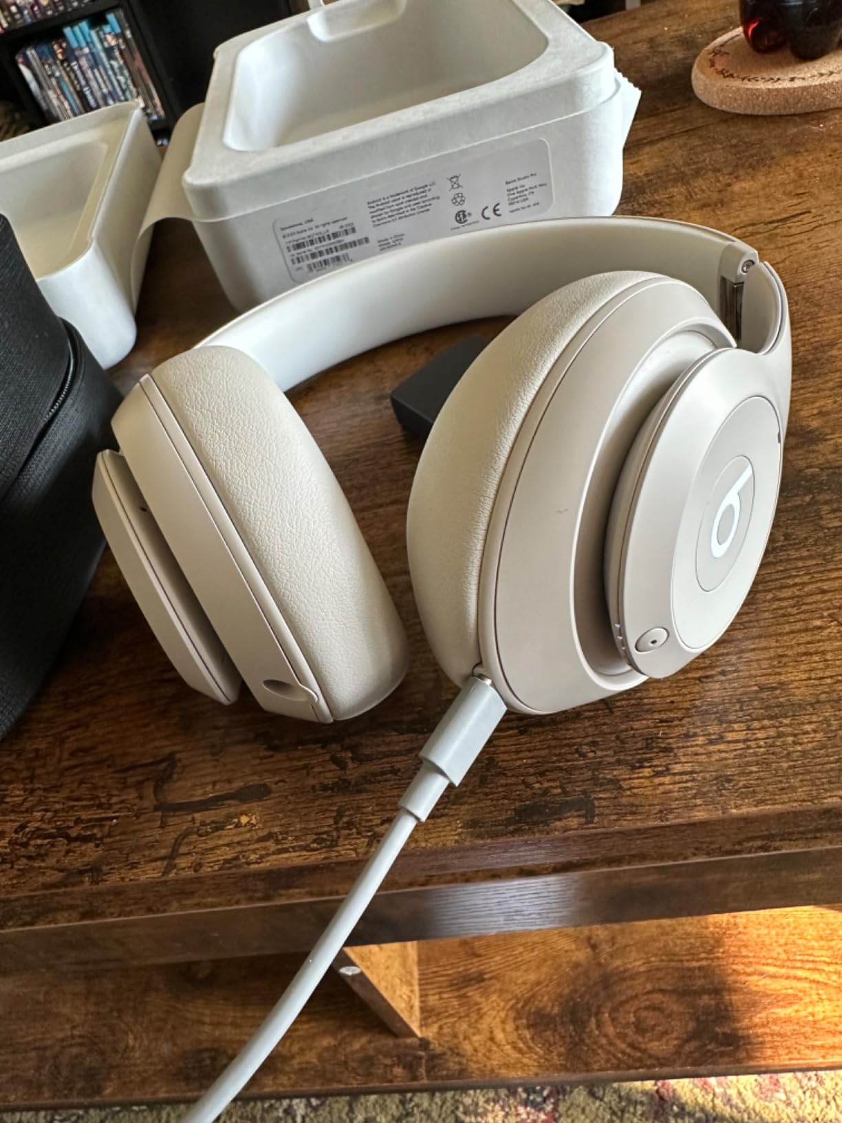 Beats Studio Pro - Premium Wireless Over-Ear Headphones- Up to 40-Hour Battery Life, Active Noise Cancelling, USB-C Lossless Audio, Apple & Android Compatible - Black Customer Review Beats Studio Pro - Premium Wireless Over-Ear Headphones- Up to 40-Hour Battery Life, Active Noise Cancelling, USB-C Lossless Audio, Apple & Android Compatible - Black - Customer Photo 1