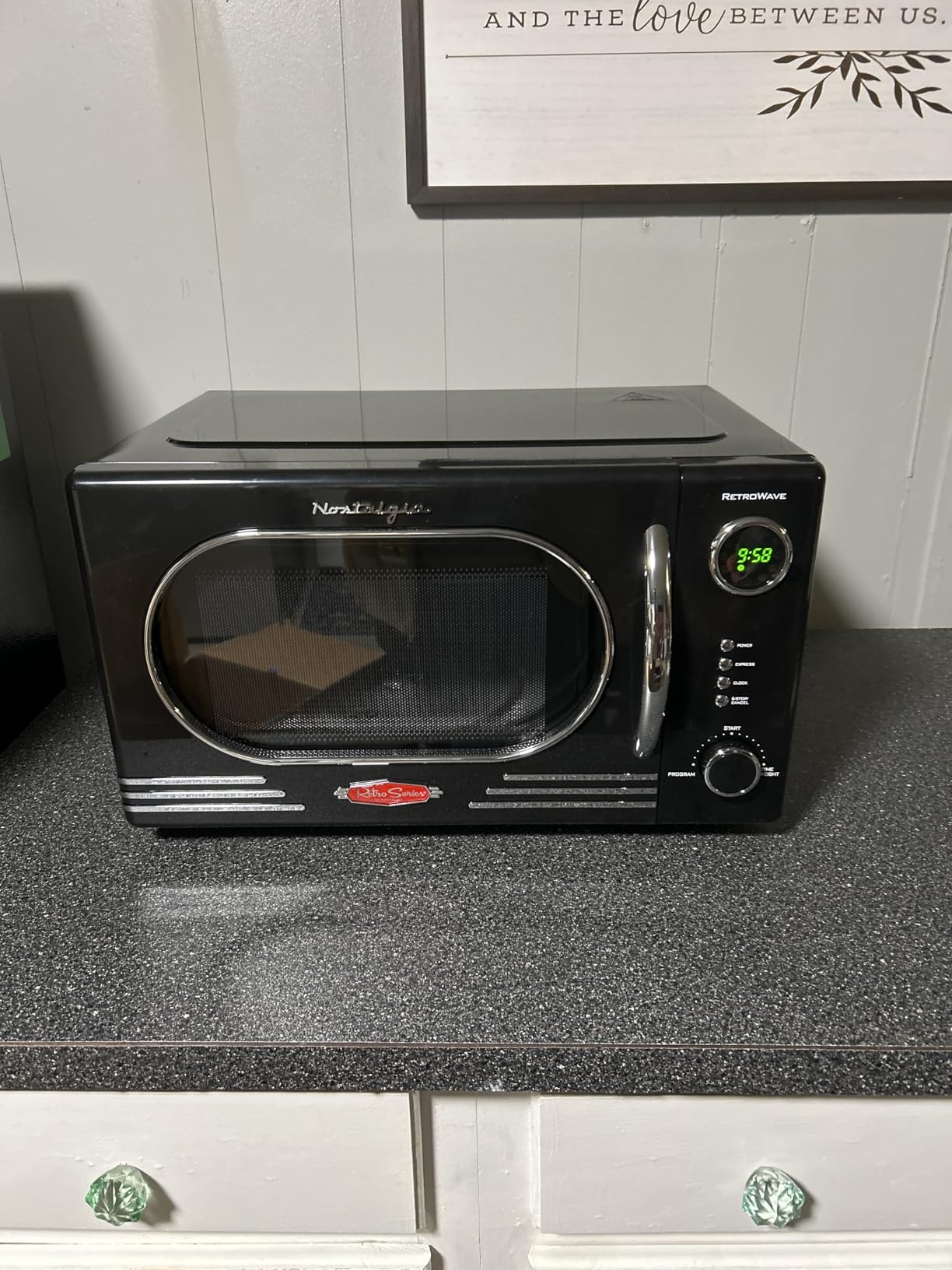Nostalgia Retro Microwave - Countertop Microwave Oven - Includes 12 Pre-Programmed Settings and Digital Clock - 0.9 CU Ft. - 800 Watts - Yellow - Customer Photo 3