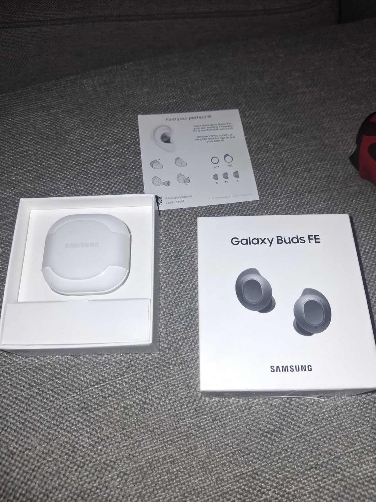 Samsung Galaxy Buds FE True Wireless Bluetooth Earbuds, In-Ear Secure Fit, Noise Cancelling, Auto Switch Audio, Touch Control, Built-in Voice Assistant, White [US Version, 1Yr Manufacturer Warranty] - Customer Photo 3