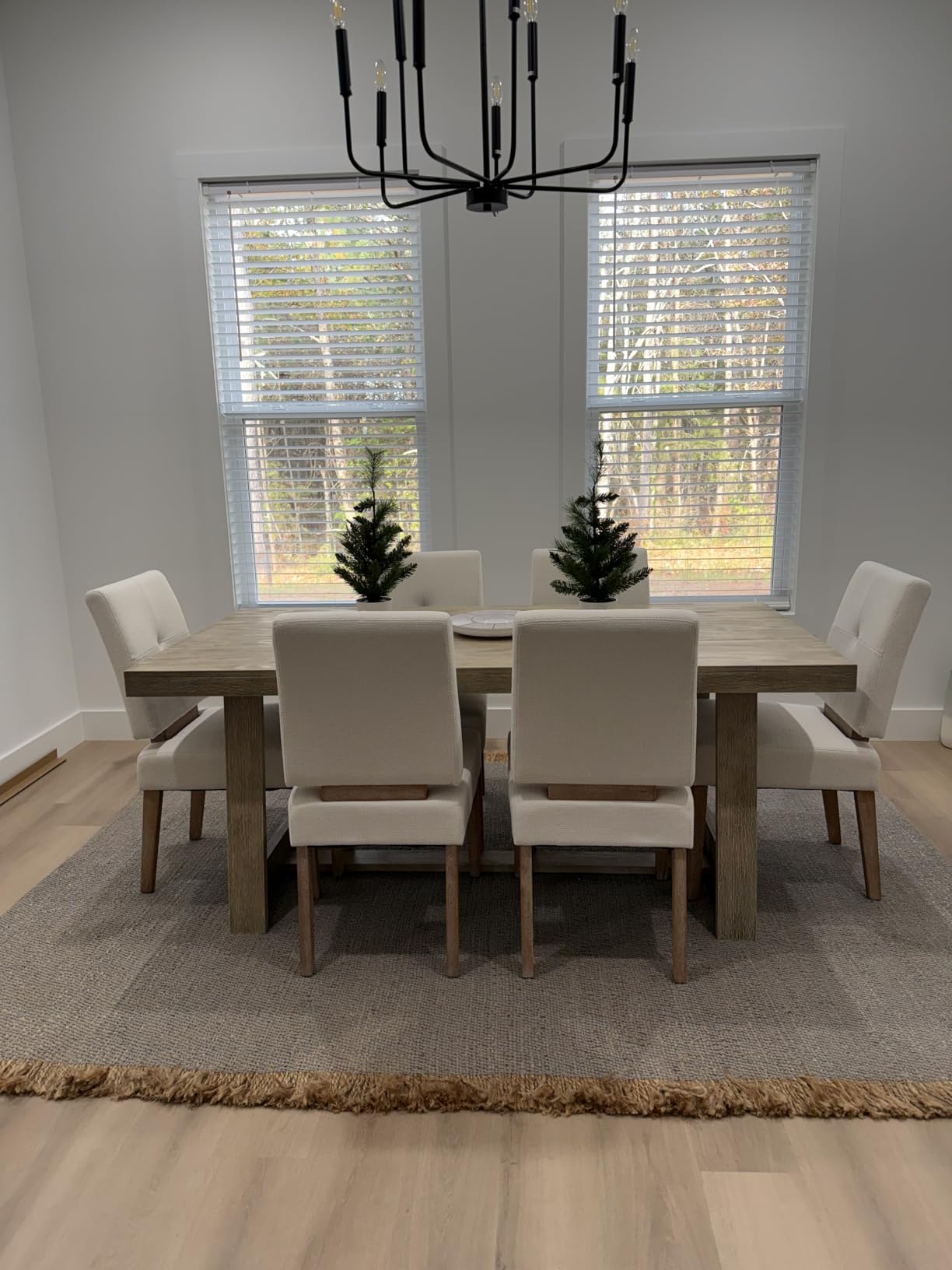 Plank+Beam 72 Inch Farmhouse Dining Table, Solid Wood Rustic Kitchen Table, Large Wooden Rectangular Dinner Table for Dining Room, Home Office, Living Room Furniture, Easy Assembly, Black Wirebrush - Customer Photo 1