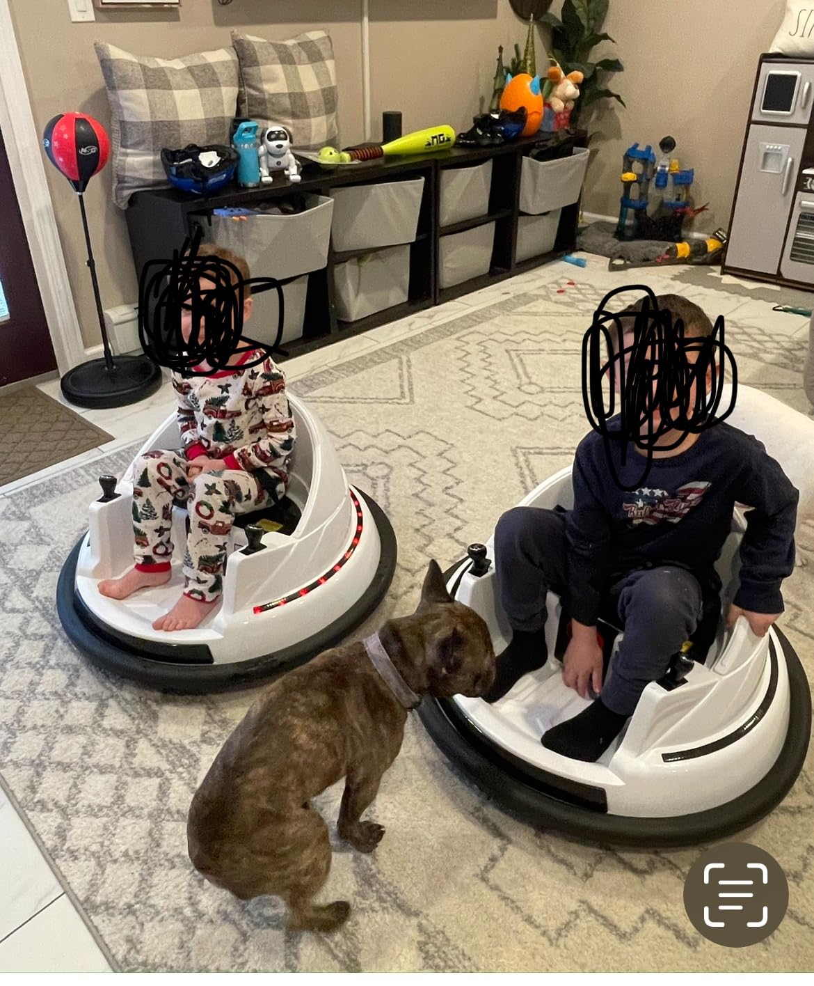 Edostory 6V Electric Ride On Bumper Car for Kids, 1.5-8 Years Old Baby Bumping Toy Cars, DIY Sticker Baby Toy Gifts, Remote Control, Bluetooth, 360 Spin DIY Numbers 00-9 ASTM-Certified White - Customer Photo 3