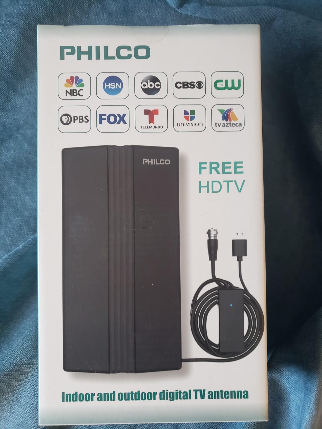 PHILCO TV Antenna, Indoor Antenna for Smart TV, 400+ Miles Long Range, HD Digital Antenna with Amplifier Signal Booster for Local Channels, Supports 4K 8K 1080p with 16 FT. Cable Customer Review PHILCO TV Antenna, Indoor Antenna for Smart TV, 400+ Miles Long Range, HD Digital Antenna with Amplifier Signal Booster for Local Channels, Supports 4K 8K 1080p with 16 FT. Cable - Customer Photo 2