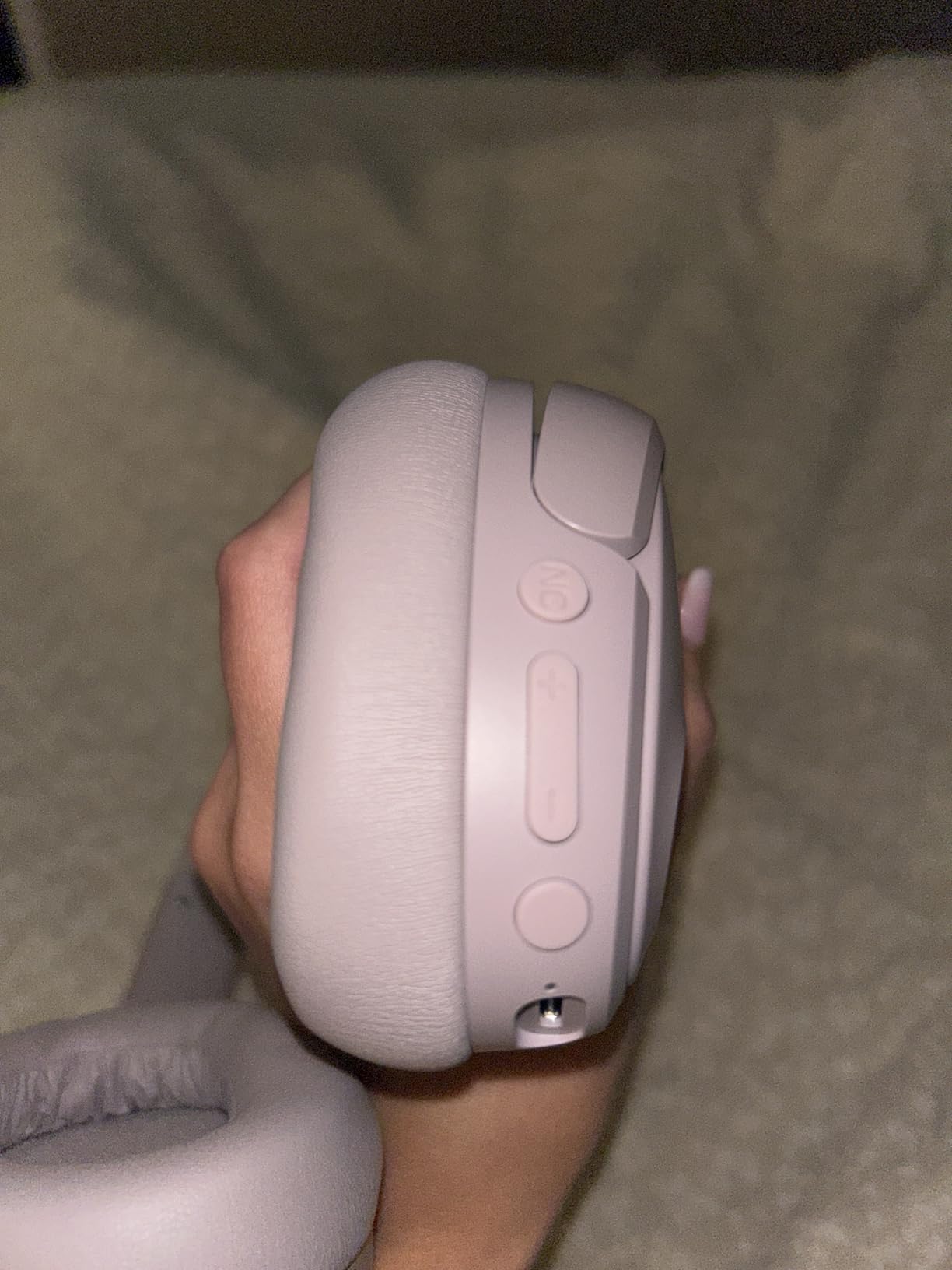 JLab JBuds Lux ANC Wireless Headphones, Cloud White, Hybrid Active Noise Cancelling, Customizable Sound, Spatial Audio Compatible, Premium Over-Ear Bluetooth Headset - Customer Photo 3