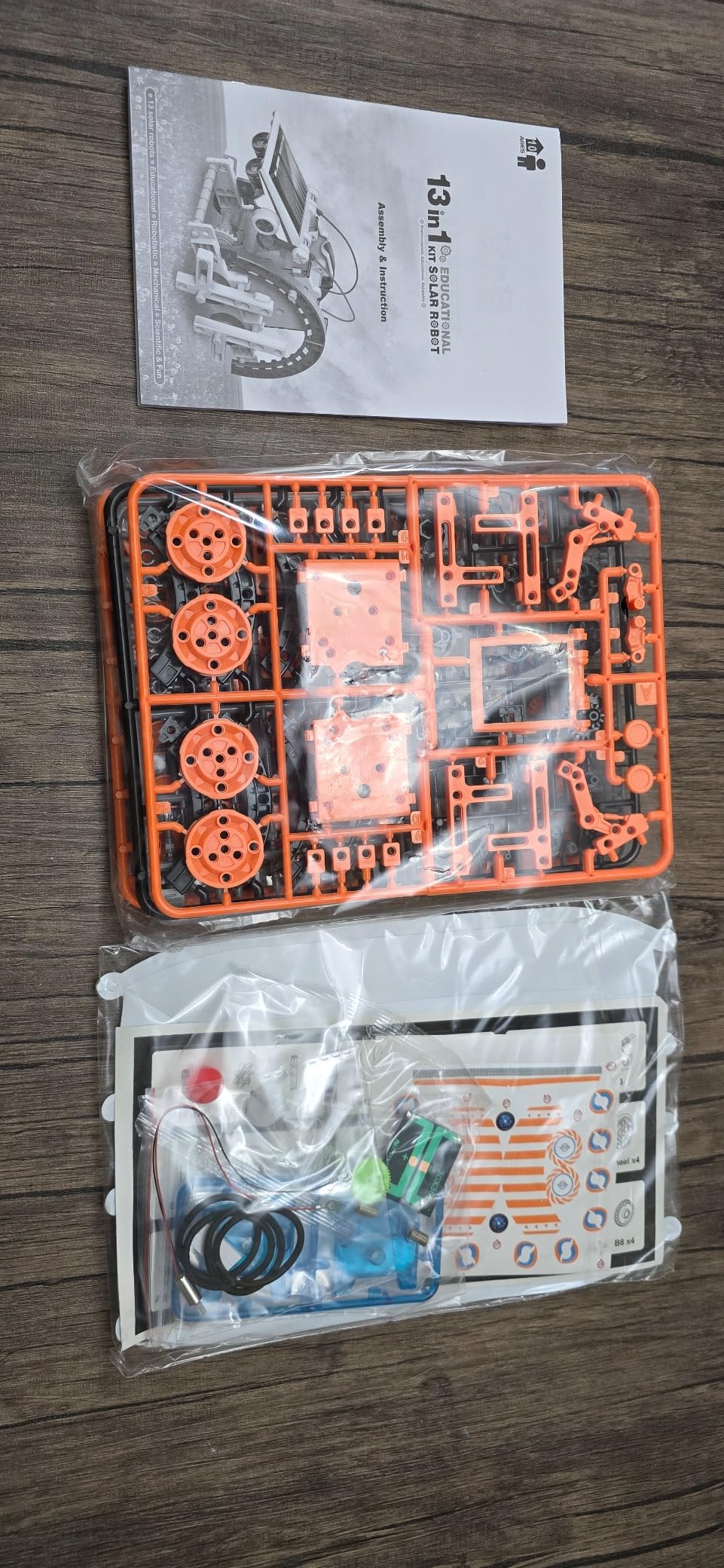 STEM 13-in-1 Education Solar Power Robots Toys for Boys Age 8-12, Educational Toy Science Kits for Kids Experiment Robotics Set Birthday Gifts for 8 9 10 11 12 Years Old - Customer Photo 1