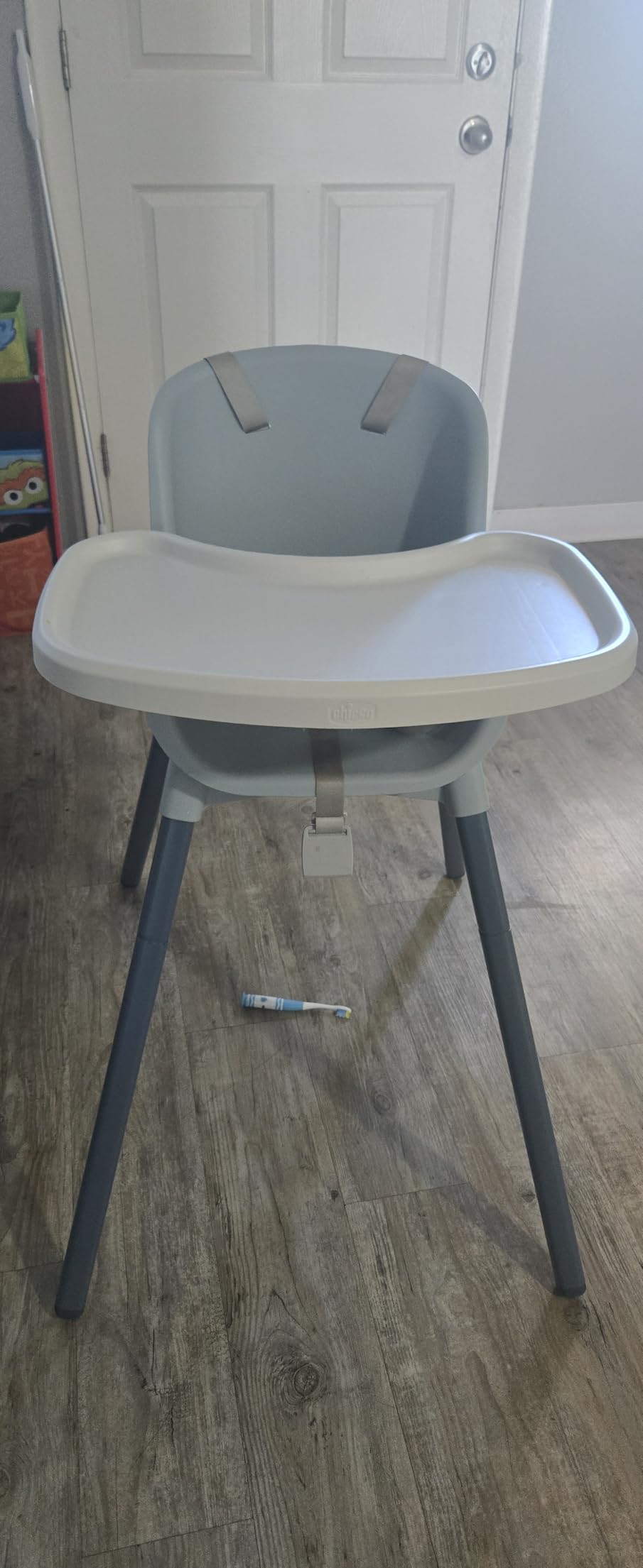 Chicco Zest 4-in-1 Folding High Chair, Feeding Chair, Toddler Chair and Youth Stool, Multi-Use Easy Clean High Chair | Capri/Blue - Customer Photo 1