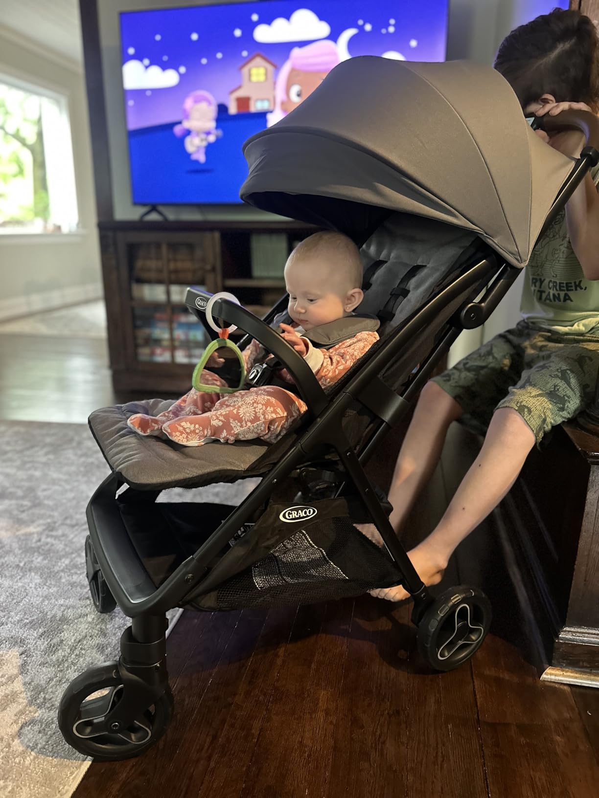 Graco Ready2Jet Compact Stroller – Overhead Friendly Compact Travel Stroller with Automatic Fold, Kingston - Customer Photo 4