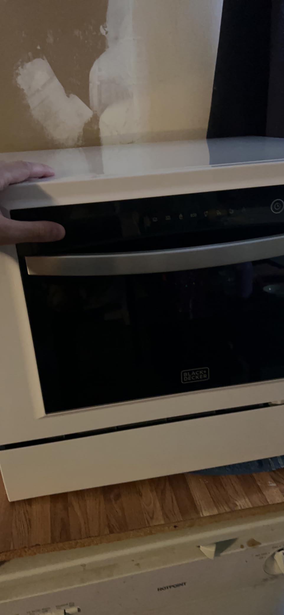 BLACK+DECKER 24 BLACK+DECKER 24