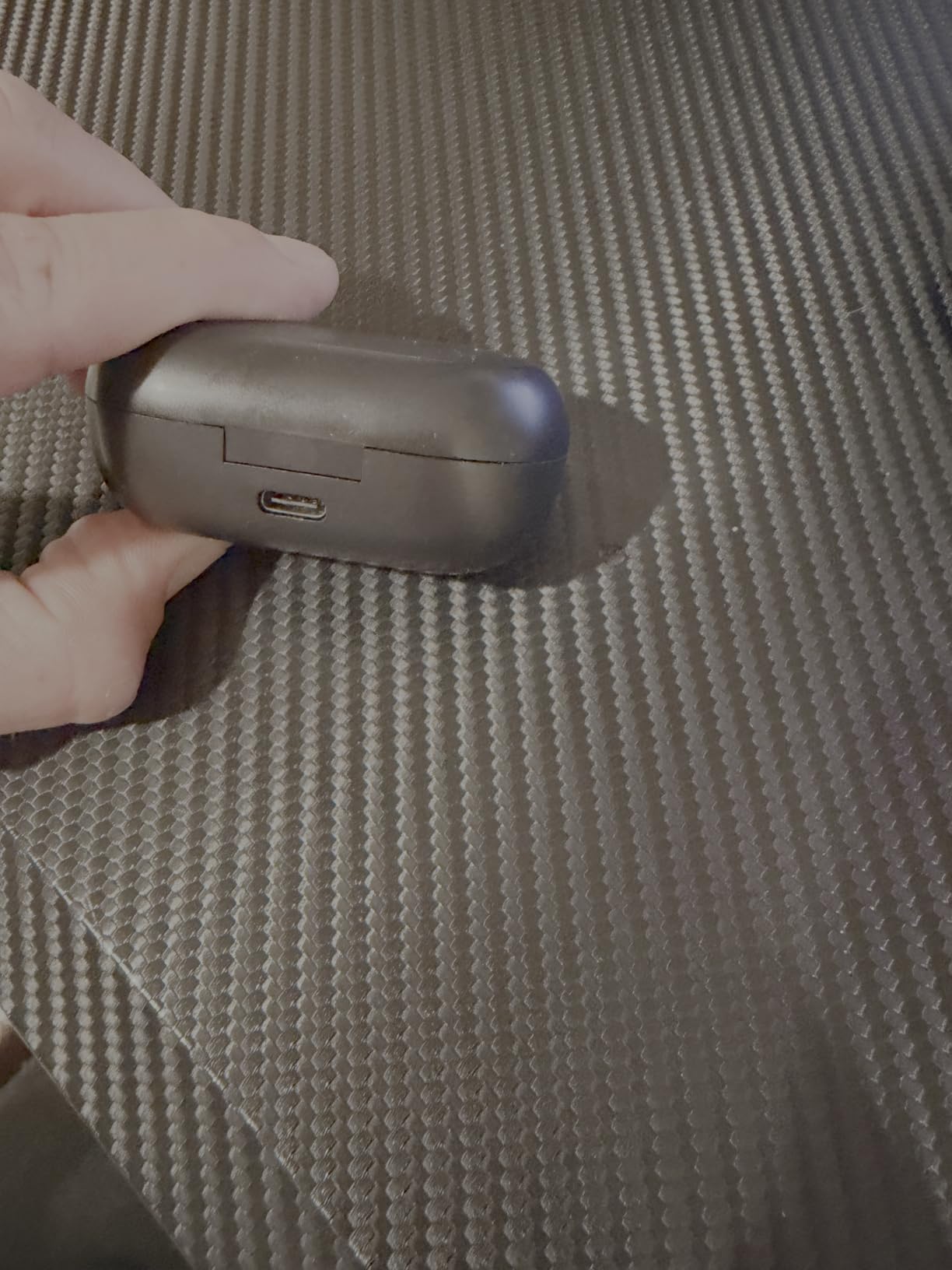 kurdene Wireless Earbuds Bluetooth 5.3 in Ear Buds Light Weight Headphones,Deep Bass Sound,Built in Mics Headset,Clear Calls Earphones for Sports Workout - Customer Photo 1