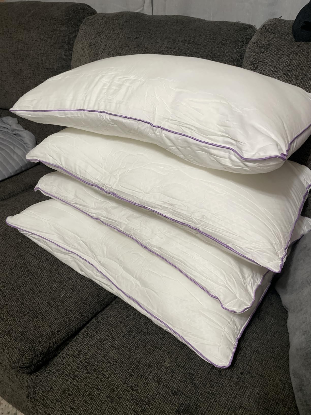 JOLLYVOGUE Pillows Queen Size Set of 2, Medium Supportive Bed Pillows with Super Soft Down Alternative Fill, Luxury Fluffy Hotel Quality for Side, Back, and Stomach Sleepers - Customer Photo 4