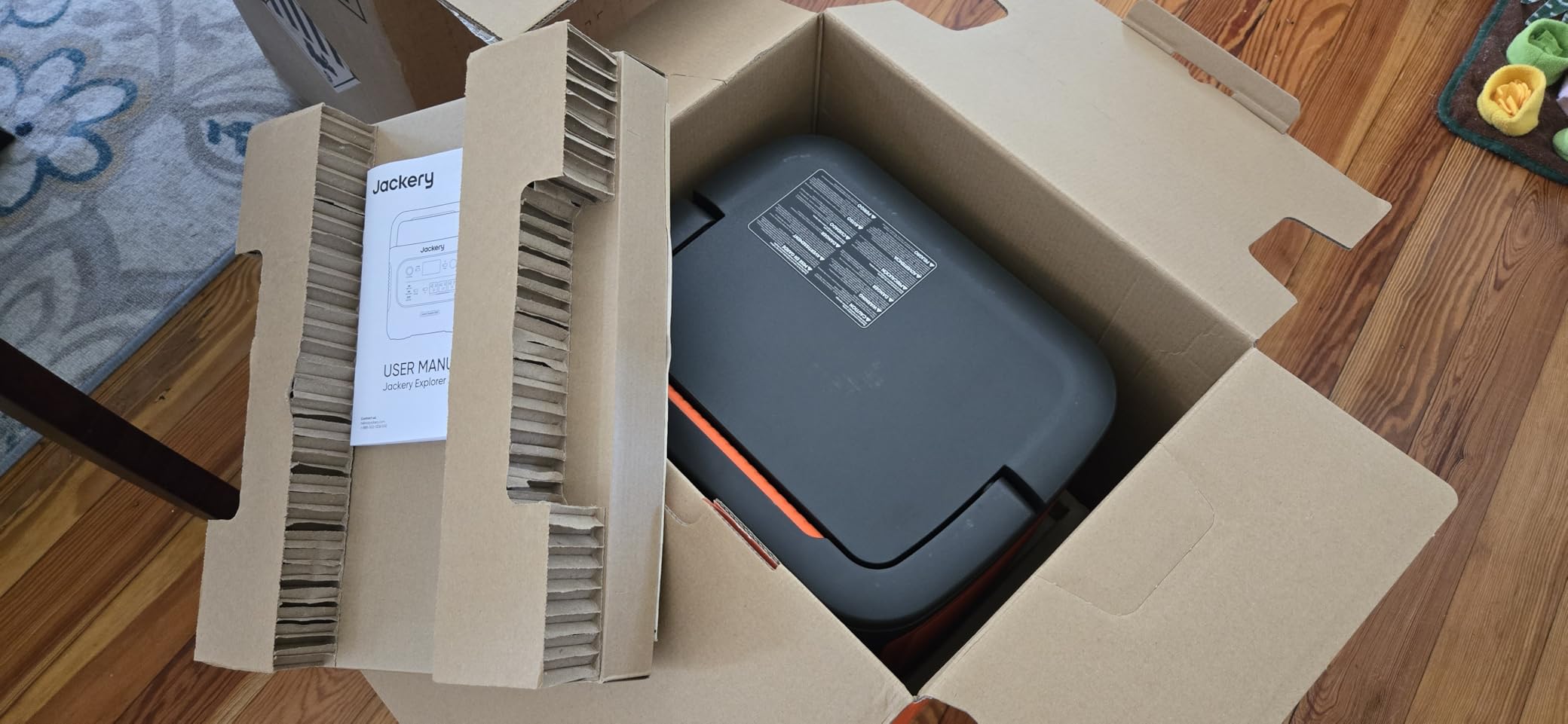 Jackery Explorer 2000 v2 Portable Power Station, 2042Wh LiFePO4 Home Backup Battery, 2200W Solar Generator, USB-C PD 100W Fast Charging for Emergencies, Power Outages, Camping(Solar Panel Optional) - Customer Photo 3