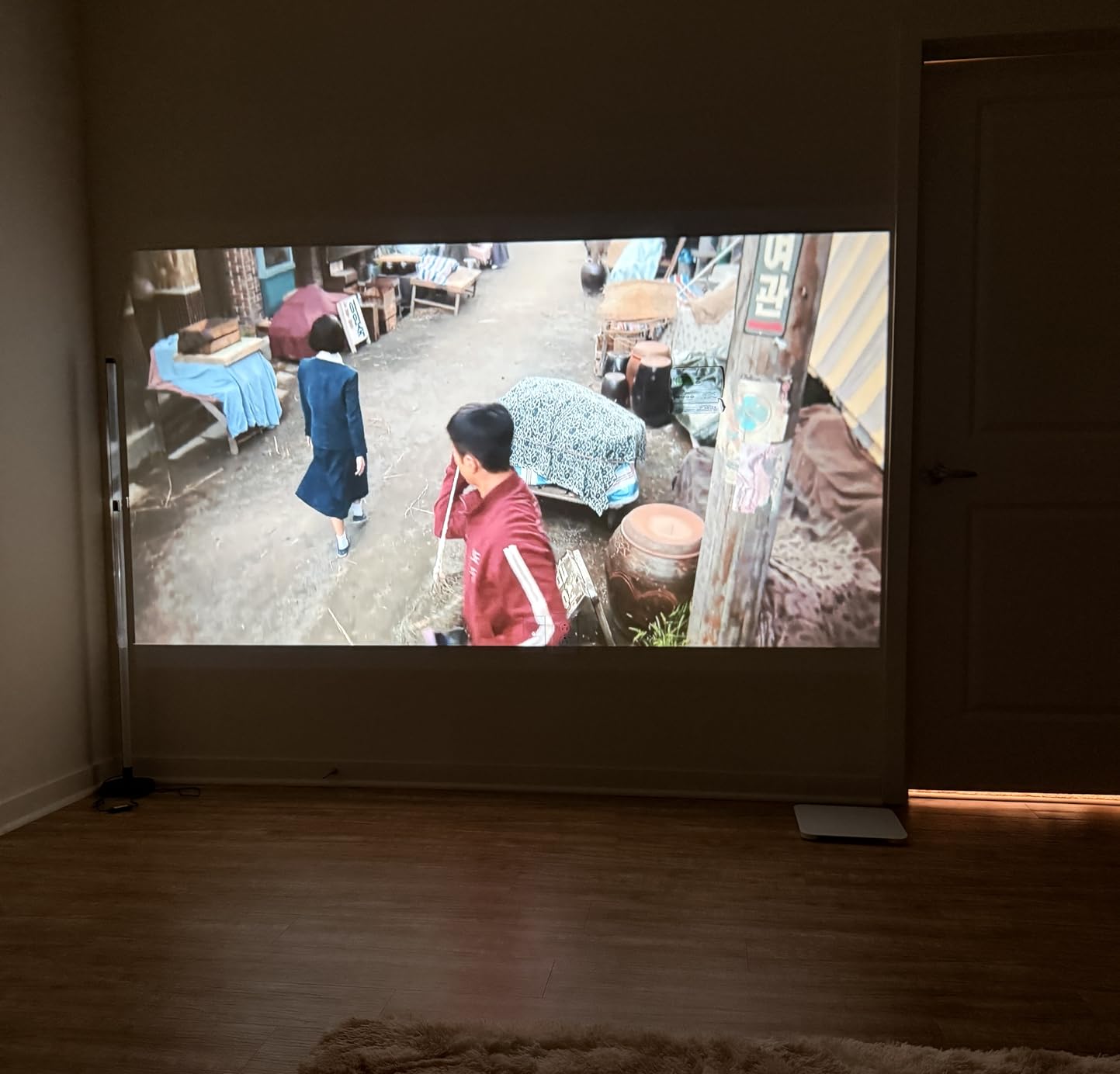 4K Projector with Built-in Apps, 1200ANSI Auto Focus&6D Keystone Dolby Audio Kogata Smart Projector with WiFi 6 Bluetooth Outdoor Movie Proyector for Home Theater HDR10+ UPGRADE - Customer Photo 1