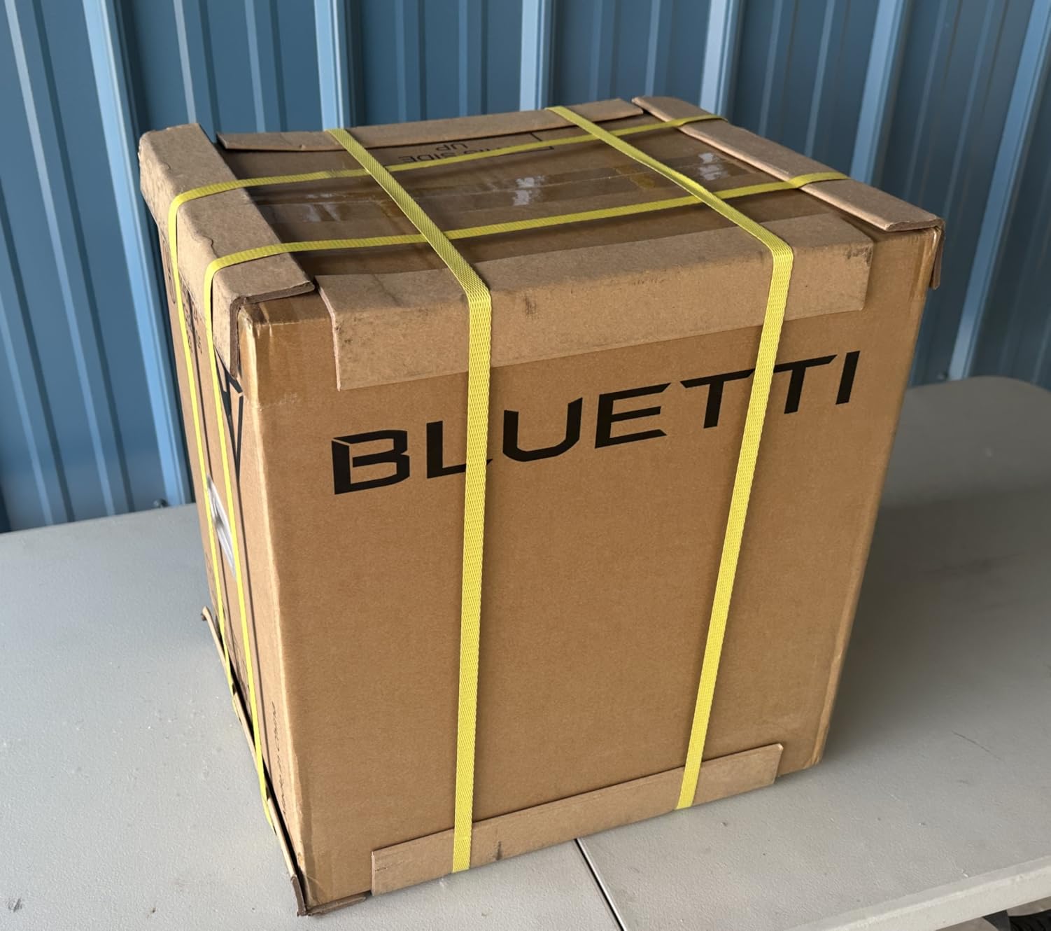 BLUETTI Solar Generator Elite 200 V2 with 200W Solar Panel Included, Portable Power Station 2073.6Wh w/ 4 2600W AC Outlets, 17-Year Lifespan LFP Emergency Power for Home Backup, Power Outages, Camping - Customer Photo 1