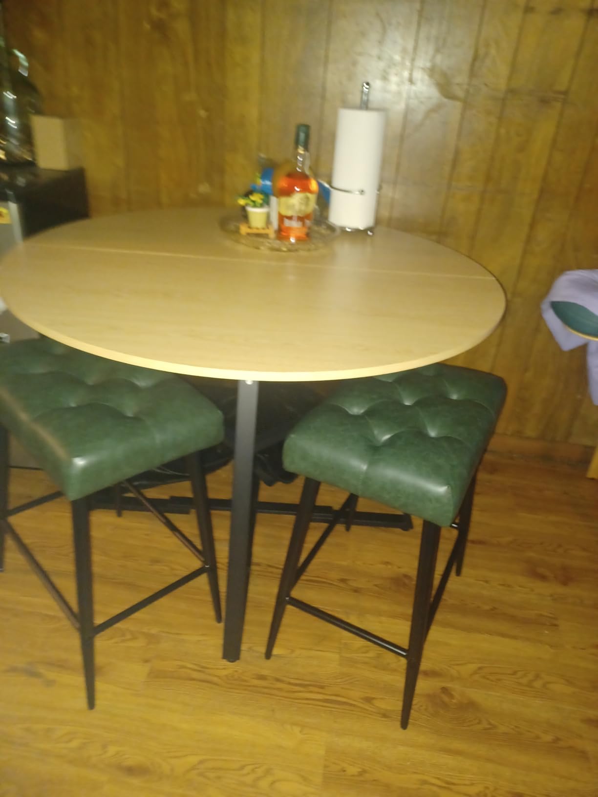 Round Dining Table for 4,Kitchen Dining Room Circle Dinner Pedestal Table,Space Saving Wood Kitchen & Dining Room Furniture (Black, 47In) - Customer Photo 5