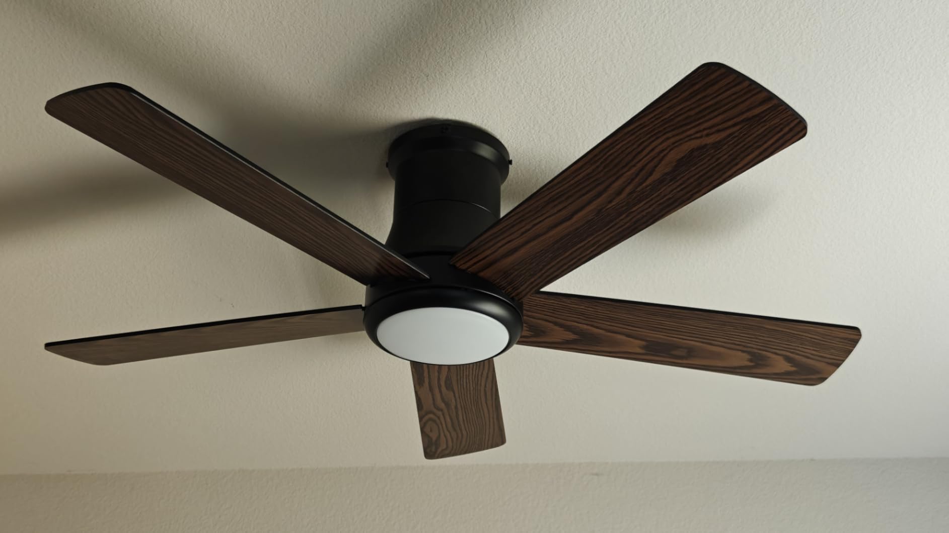 52 Inch Low Profile Ceiling Fan with Light, Black Flush Mount Ceiling Fans with Lights and Remote, 6 Speeds Reversible Quiet DC, 3CCT Dimmable, Indoor Outdoor Ceiling Fans for Patios Bedroom - Customer Photo 1