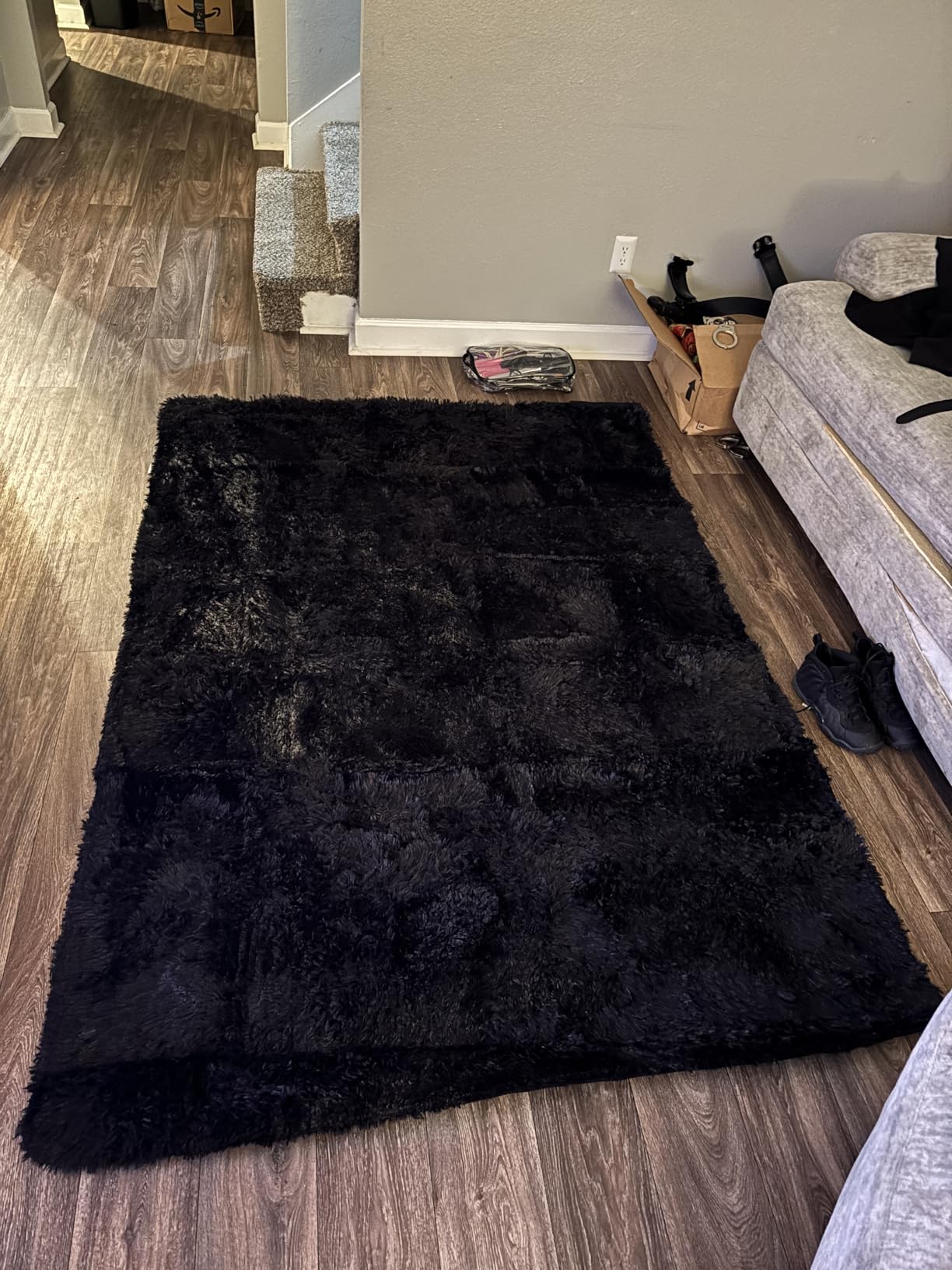 5x7 Black Area Rugs for Living Room, Large Fluffy Shag Bedroom Rugs Non-Slip, Ultra Soft Plush Carpet for Nursery Kids PlayRoom Dorm Office Indoor Modern Carpets - Customer Photo 2