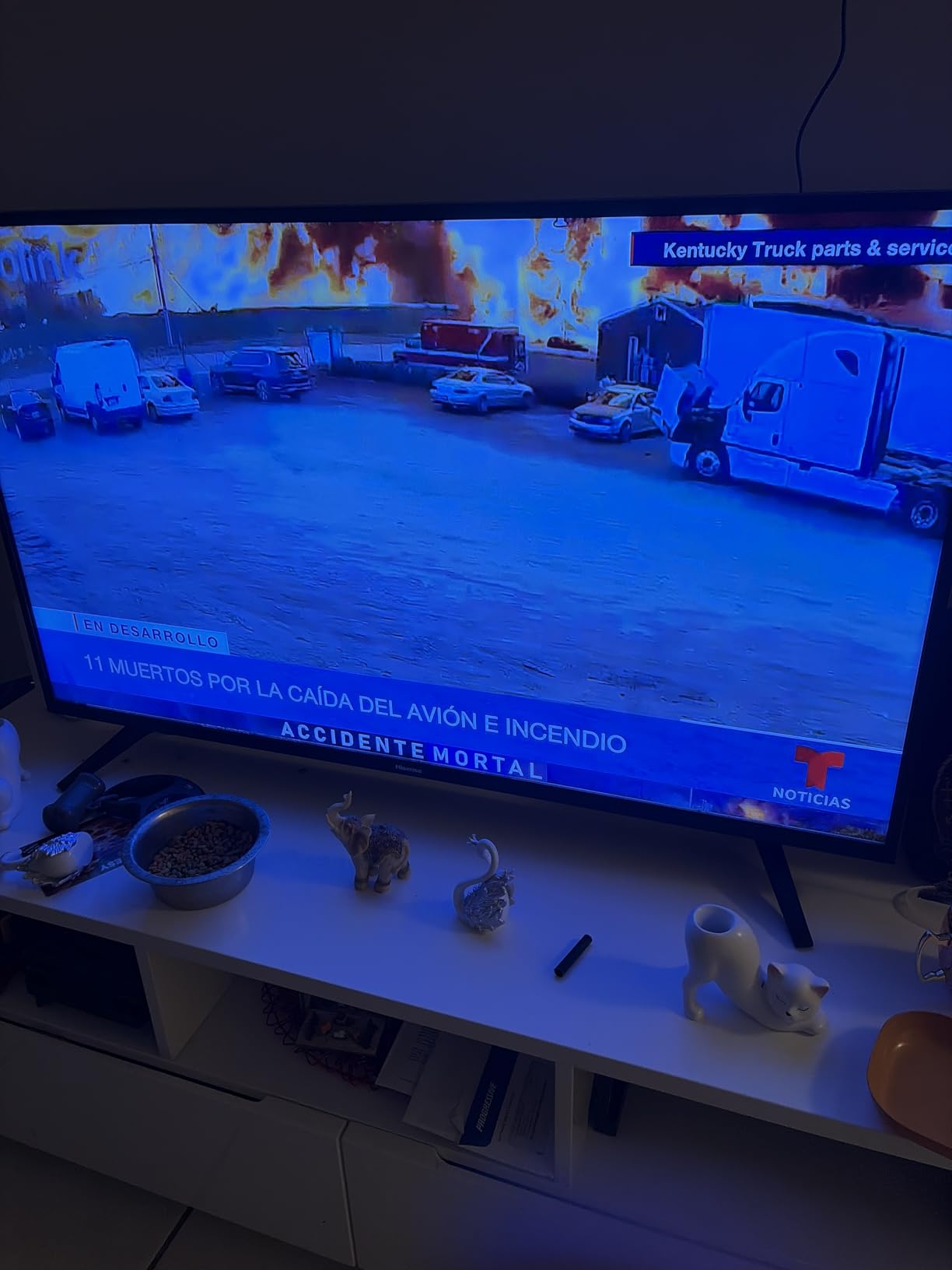 2025 Upgraded TV Antenna for Smart TV, 1600+ Miles Range, Indoor/Outdoor Digital Antenna for Local Channels, HD 4K Support, Amplified Signal Booster, Clear Reception for 1080p 4K TVs Customer Review 2025 Upgraded TV Antenna for Smart TV, 1600+ Miles Range, Indoor/Outdoor Digital Antenna for Local Channels, HD 4K Support, Amplified Signal Booster, Clear Reception for 1080p 4K TVs - Customer Photo 2