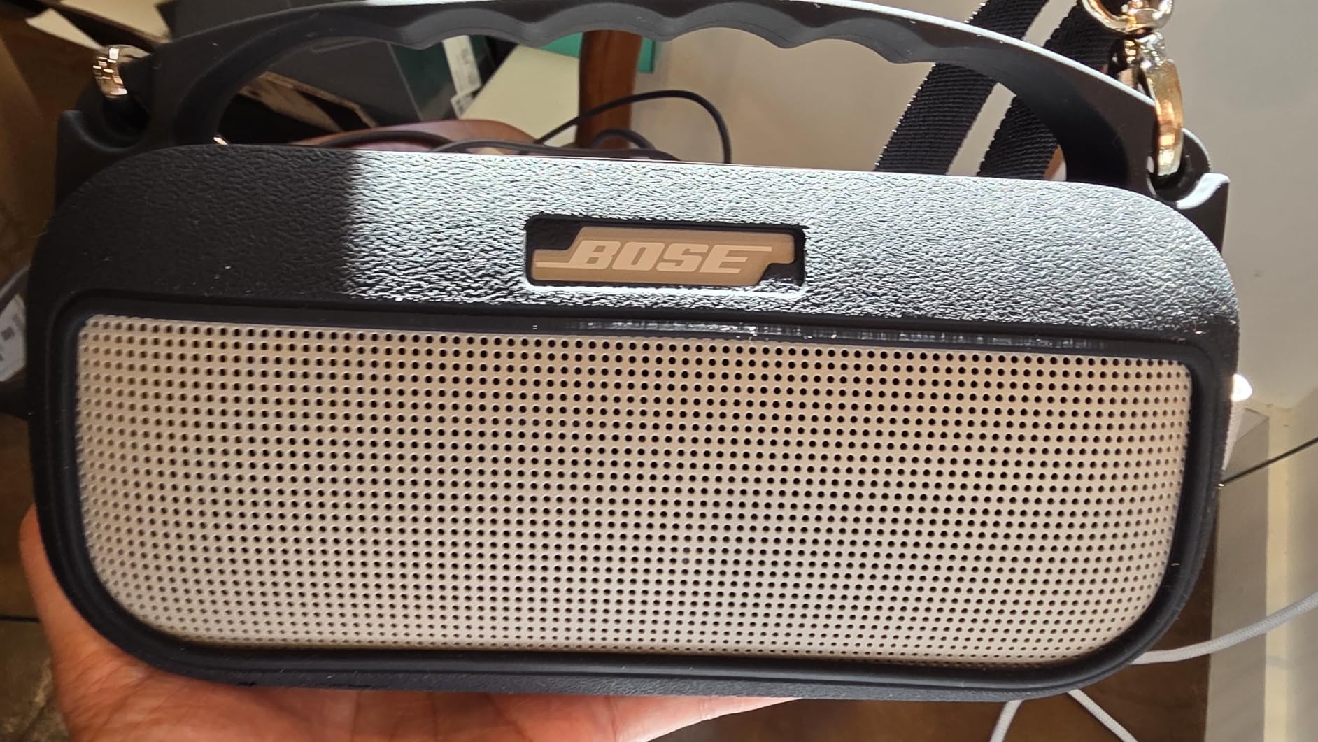 Bose SoundLink Flex Bluetooth Speaker (2nd Gen) - Portable Outdoor Speaker with Hi-Fi Audio, Waterproof and Dustproof, USB-C, Up to 12 Hours Battery Life, Twilight Blue - Limited Edition Color - Customer Photo 1