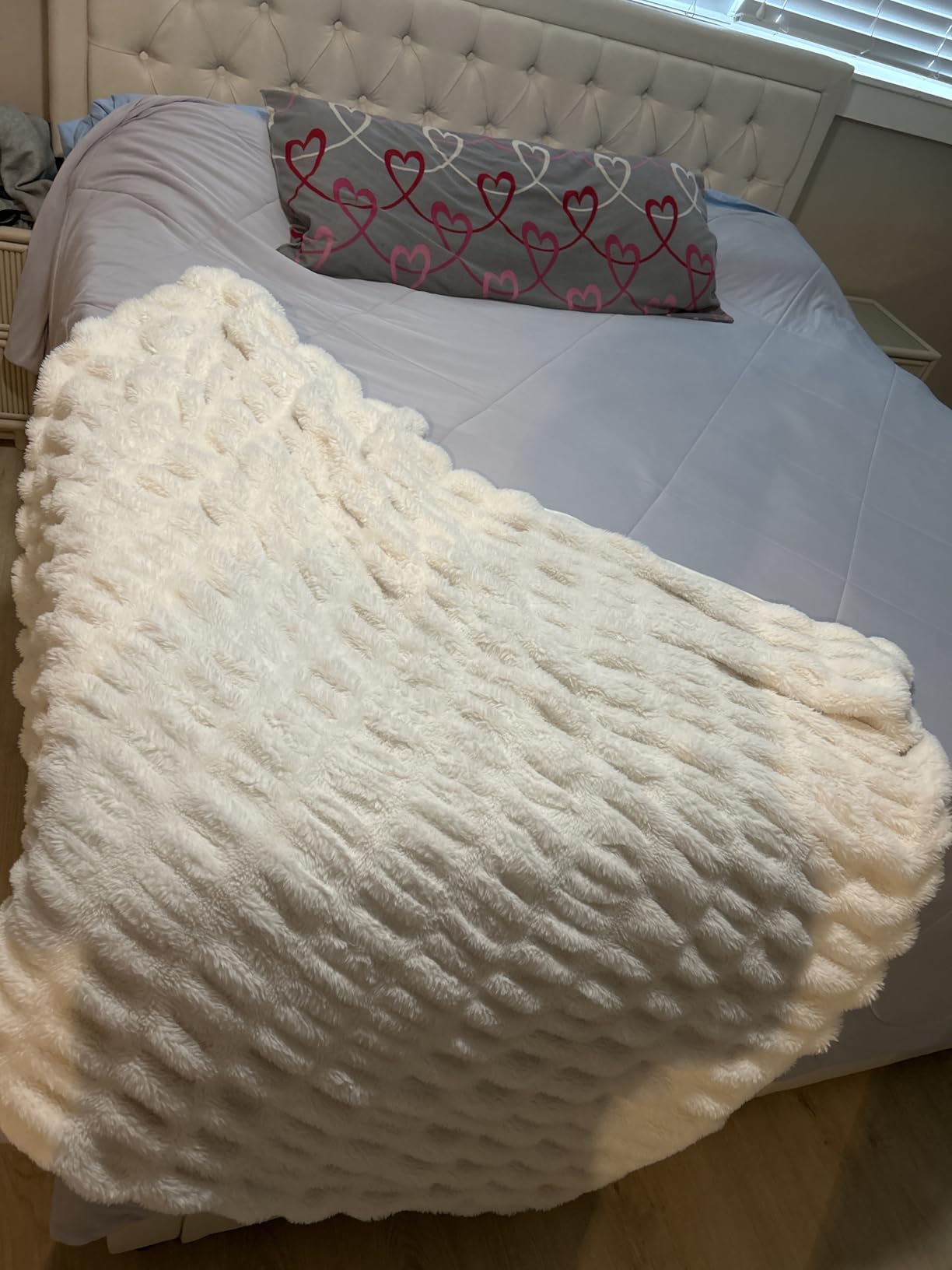 Cooling Comforter Queen Size, Double-Sided Cold Tech Fabric Quilted Bed Comforters Cooling Blanket for Hot Sleepers, Breathable Lightweight Summer Bedding, All-Season Ice Blanket, Black - Customer Photo 1