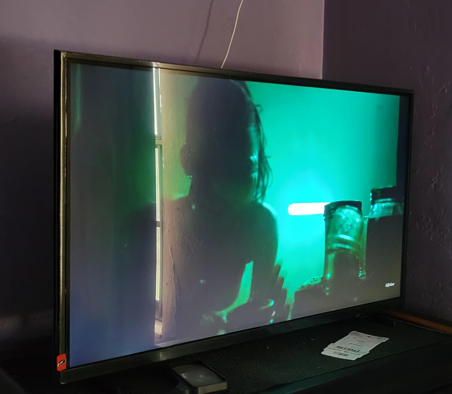 SAMSUNG 40-Inch Class Full HD F6000 Smart TV (2025 Model) HDR, Object Tracking Sound Lite, Knox Security, One UI Tizen, Smart TV - Customer Photo 3