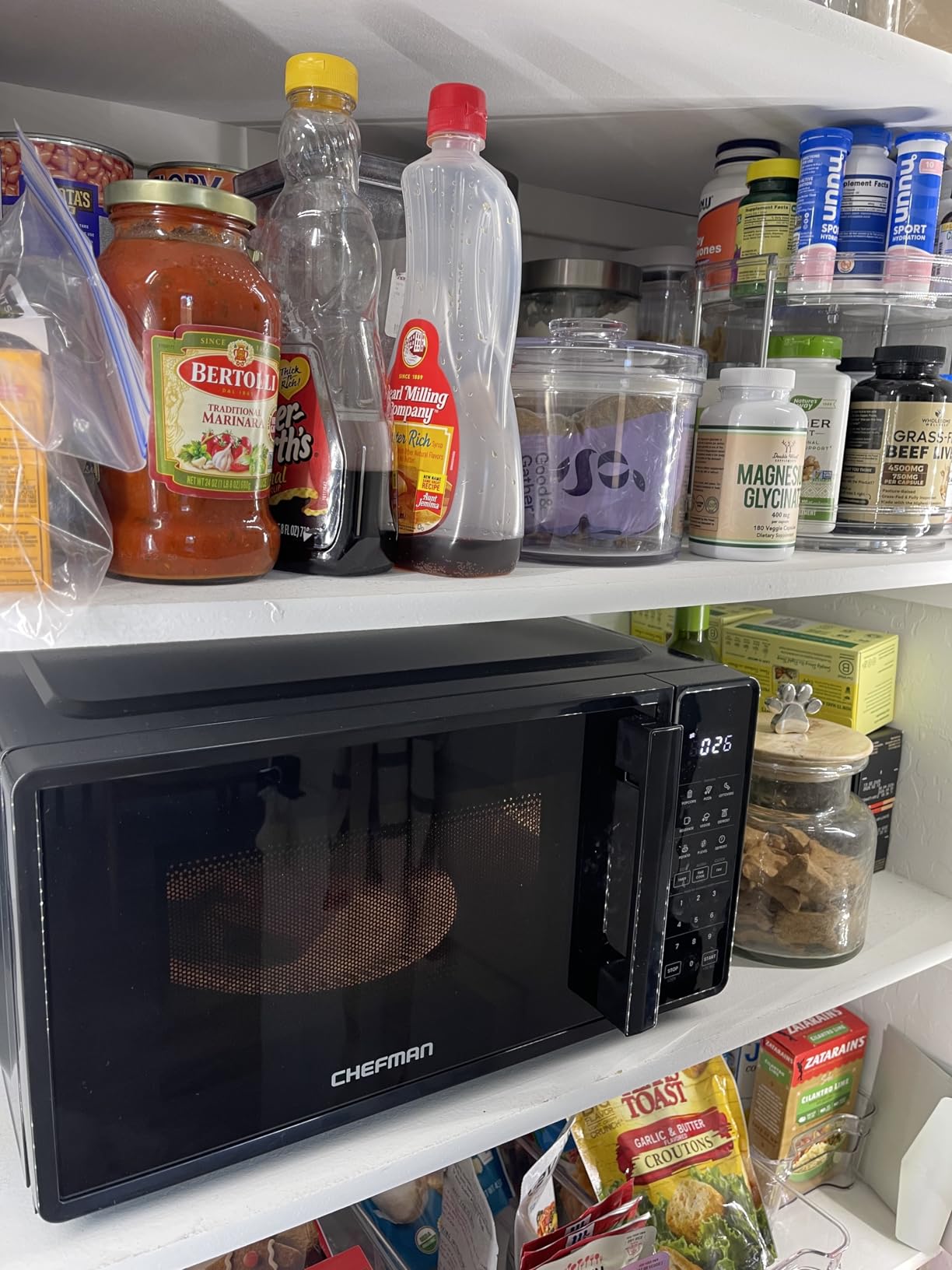 Chefman Countertop Microwave Oven 0.7 Cu. Ft., 700 Watts with 10 Power Levels, 6 Cooking Presets with One-Touch Express Cook, Eco Mode, Child Safety Lock, & Mute Button - Black - Customer Photo 1