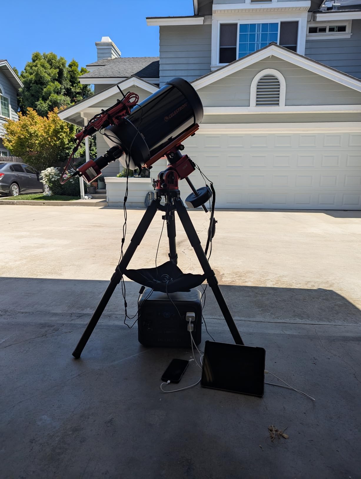 BLUETTI Elite 100 V2 Portable Power Station (2025 New), 1024Wh LiFePO4 Battery Backup w/ 4 1800W AC Outlets (3600W Surge), 35% Smaller, Solar Generator for Camping, Outages, and UPS Backup - Customer Photo 1