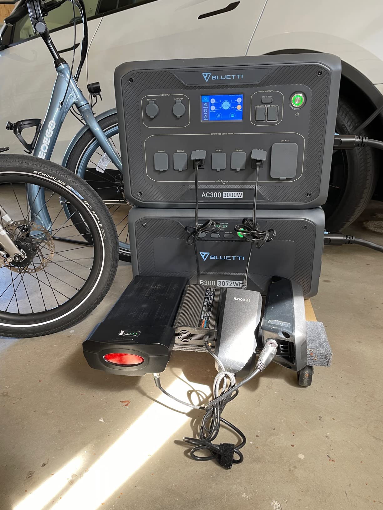 BLUETTI Apex 300 Portable Power Station, 2764.8Wh Solar Generator LFP Battery Backup with 6 3840W AC Outlets (7680W Surge), Simultaneous 120V/240V Output & Black Start, for Home, RV and Emergencies - Customer Photo 1