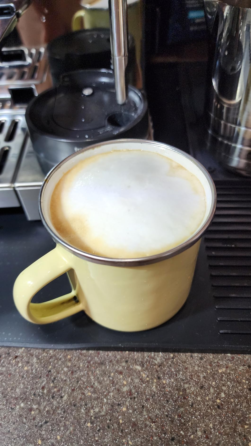 Ninja Luxe Café Pro Series, Espresso Machine, Drip Coffee, Cold Brew, Hot Water, Integrated Tamper, Built-in Grinder, Hands-Free Frother for Cappuccinos, Lattes, Americanos, Dairy or Non-Dairy, ES701 Customer Review Ninja Luxe Café Pro Series, Espresso Machine, Drip Coffee, Cold Brew, Hot Water, Integrated Tamper, Built-in Grinder, Hands-Free Frother for Cappuccinos, Lattes, Americanos, Dairy or Non-Dairy, ES701 - Customer Photo 1