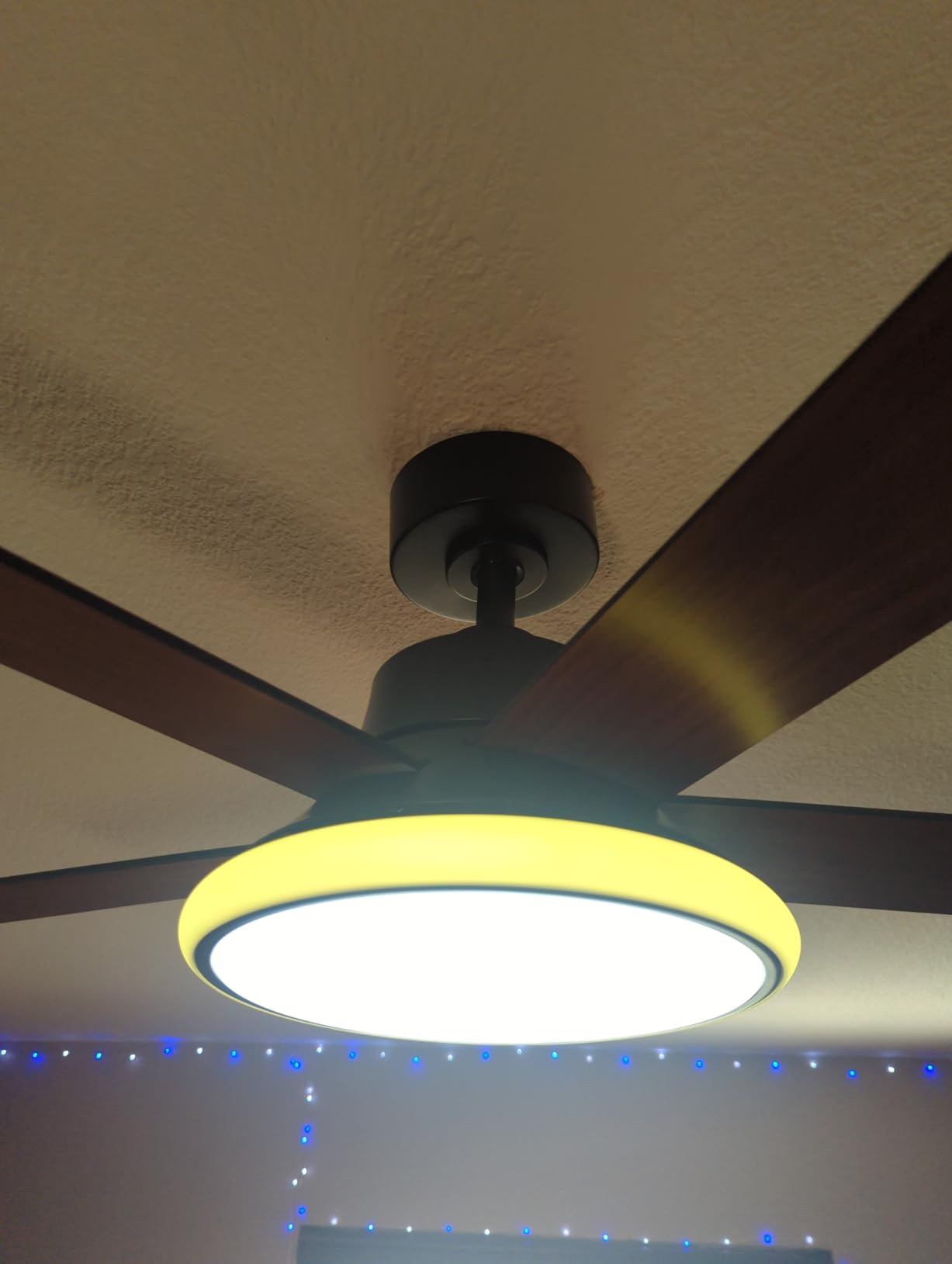 Lumary 52'' Smart Ceiling Fan with RGBAI Lights Remote, WiFi Bluetooth Low Profile Ceiling Fan with Alexa Google App, Dimmable & Color Tuning, 46 Scene, Modern Flush Mount for Bedroom Living Room - Customer Photo 2