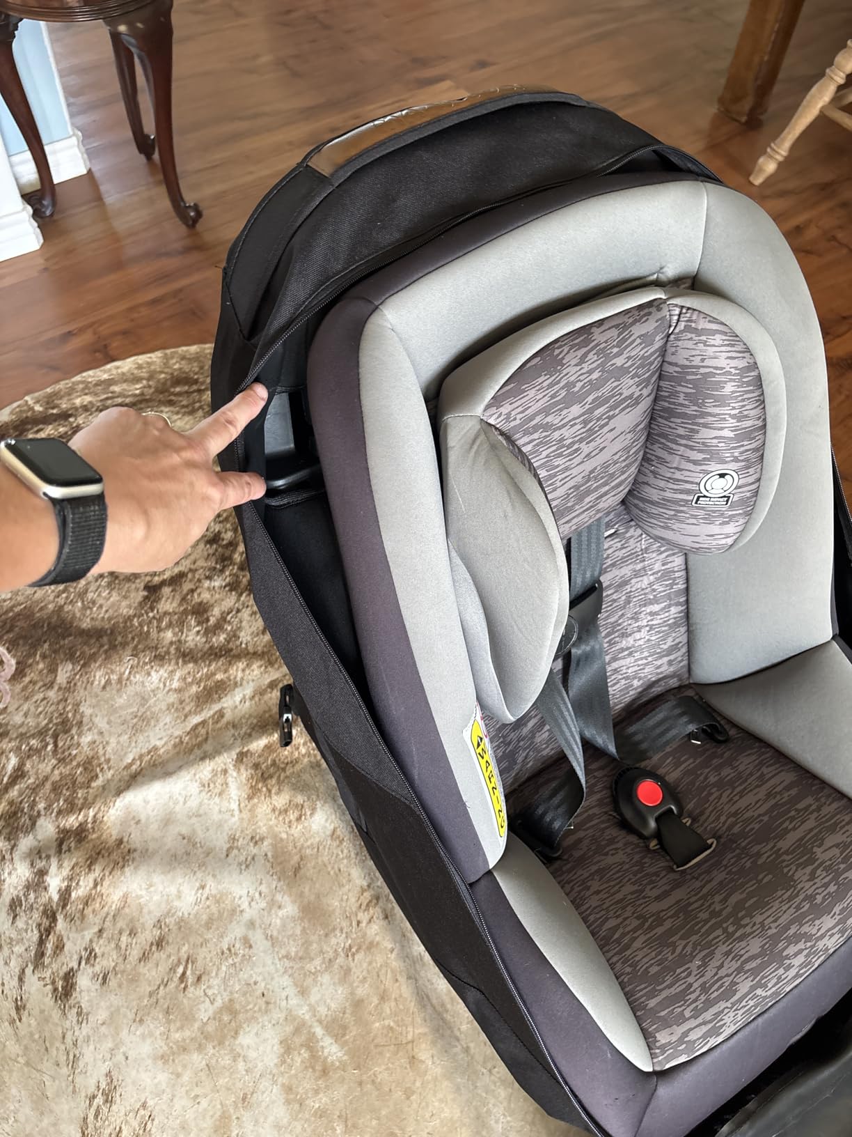 Maxi-COSI Pria All-in-One Convertible Car Seat, Infant to Toddler Car Seat, Easy-Install Harness, Machine-Washable Cover, 5-100 lbs, SeaDrift - Customer Photo 2