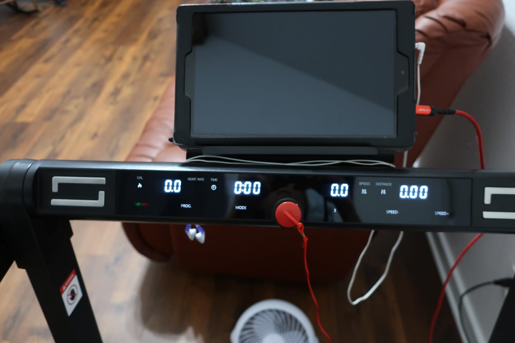 Walking Pad Treadmill with 12% Incline and Handle Bar, 4 in 1 Folding Treadmill for Home/Office, Under Desk Treadmills Portable Walking Pad with App & Bluetooth Speaker, 0.6-10MPH - Customer Photo 1