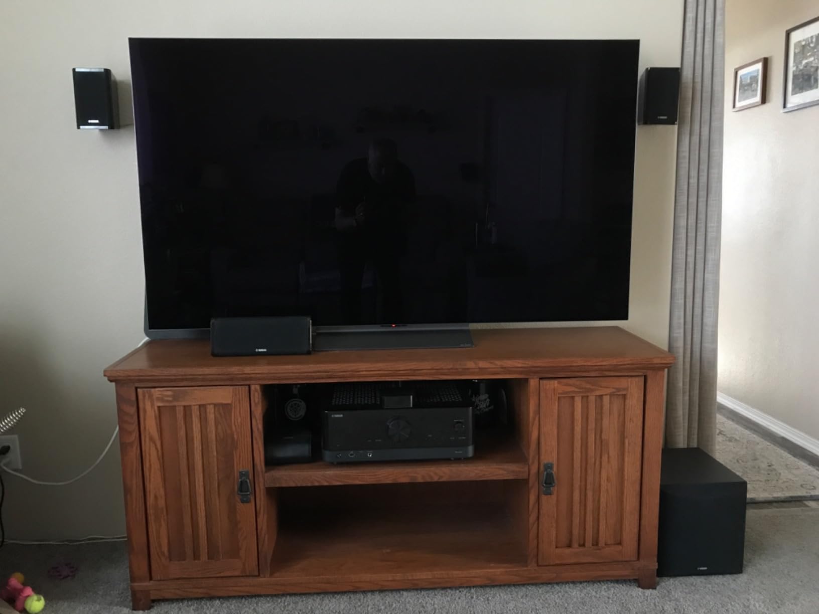 Yamaha YHT-5960U Home Theater System with 8K HDMI and MusicCast - Customer Photo 2