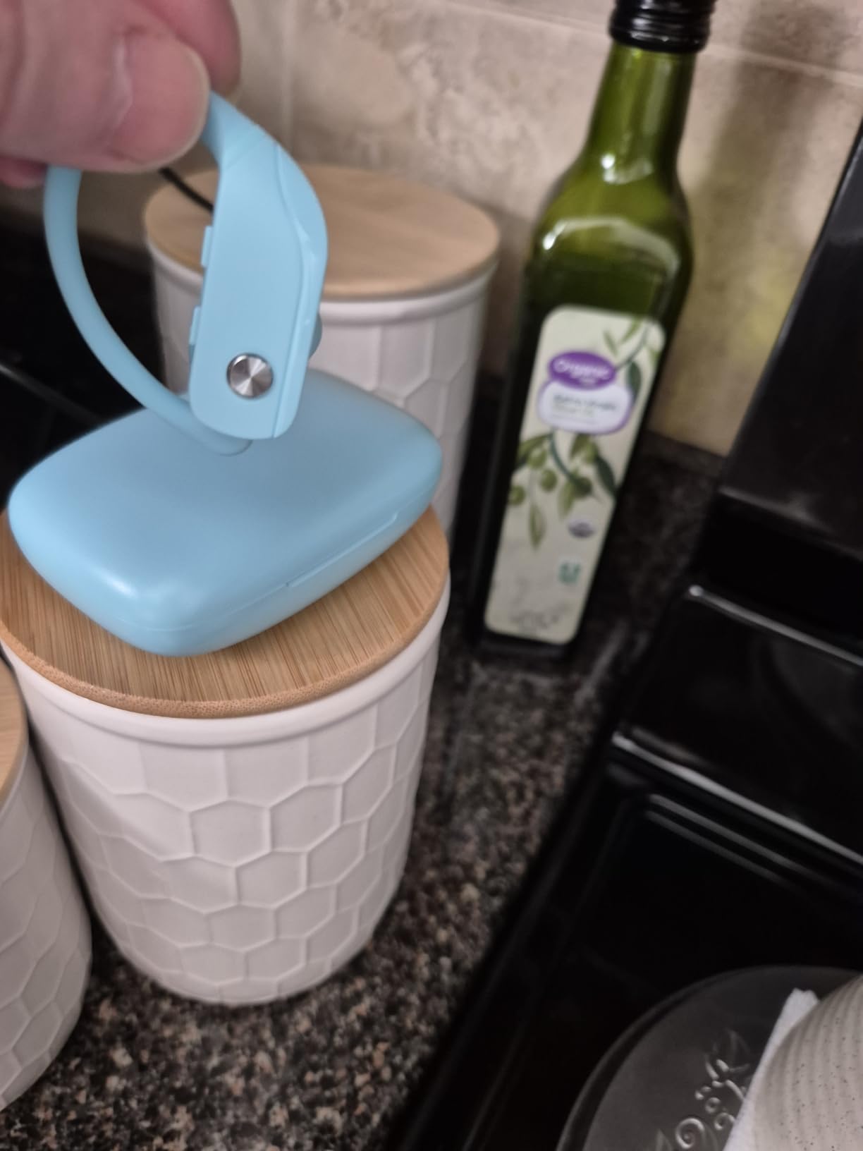 bmani Ear Buds Wireless Earbuds Bluetooth Headphones with 80H Playtime LED Display Case, Over-Ear Hook with Mic, Stereo Sound, Easy Button Controls, Sports Earphones for Running Workout Gym Black Customer Review bmani Ear Buds Wireless Earbuds Bluetooth Headphones with 80H Playtime LED Display Case, Over-Ear Hook with Mic, Stereo Sound, Easy Button Controls, Sports Earphones for Running Workout Gym Black - Customer Photo 2