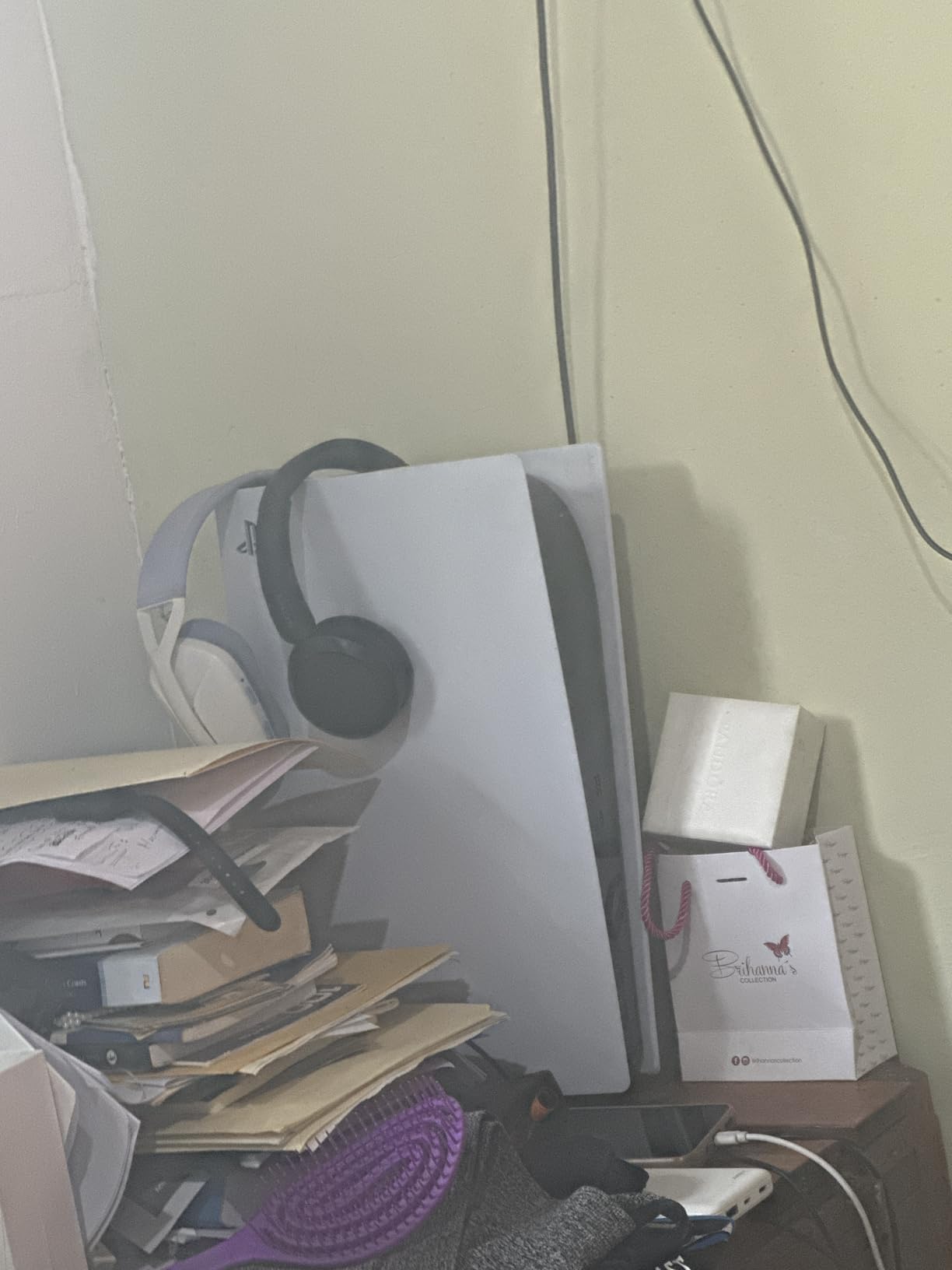 PlayStation PS5 Console – God of War Ragnarök Bundle - Customer Photo 2