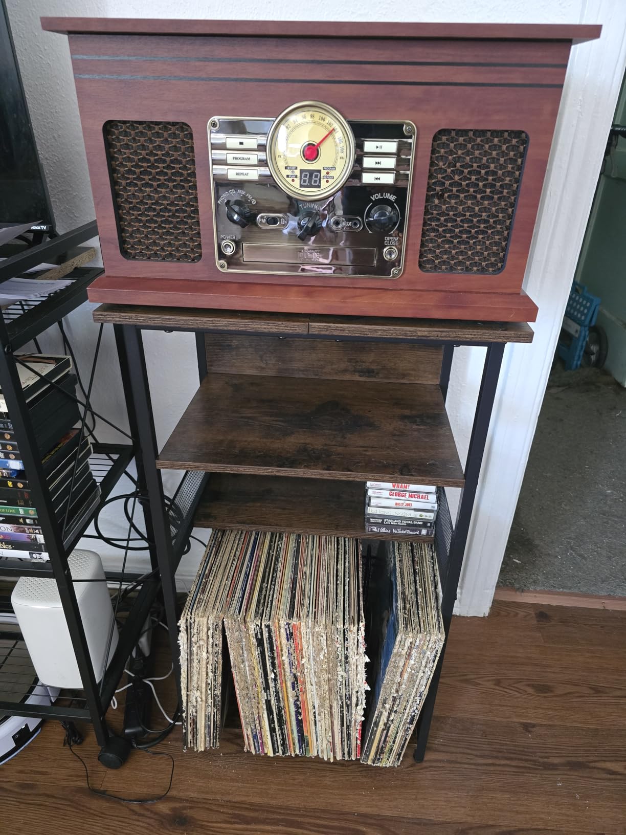 Victrola Montauk Vinyl Record Player, 3-Speed Belt Driven Turntable with Stereo Bluetooth Speaker Pair, RCA Output and 3.5mm Headphone Jack, Removable Dust Cover, Farmhouse Walnut Finish - Customer Photo 5
