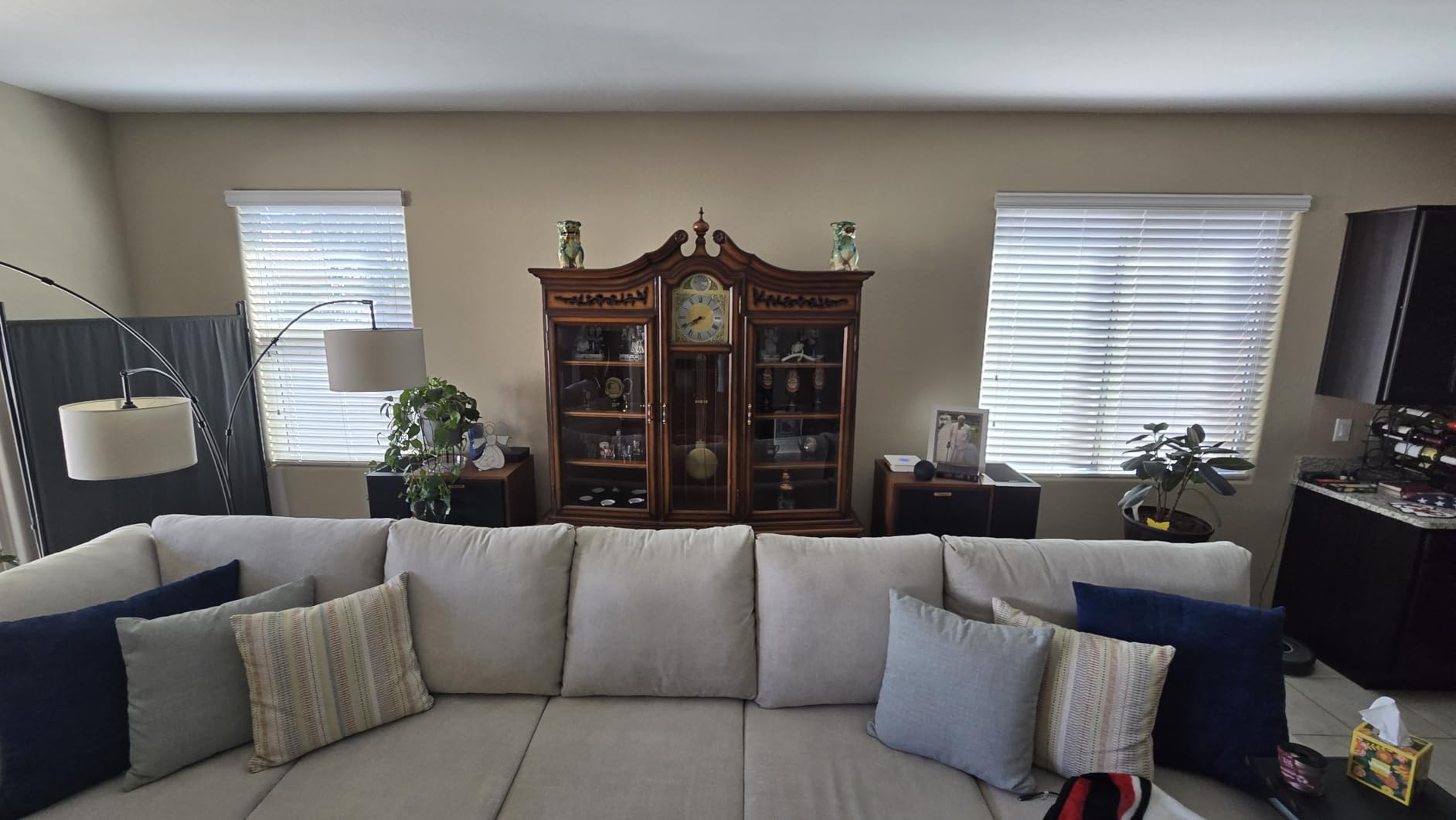 Klipsch Reference 5.2 Home Theater System, Bundle 2X R-625FA Floorstanding 2X R-12SW Subwoofer, R-52C Center, R-41M Bookshelf Speakers, and Denon AVR-S770H 7.2-Channel 8K Network AV Receiver - Customer Photo 1