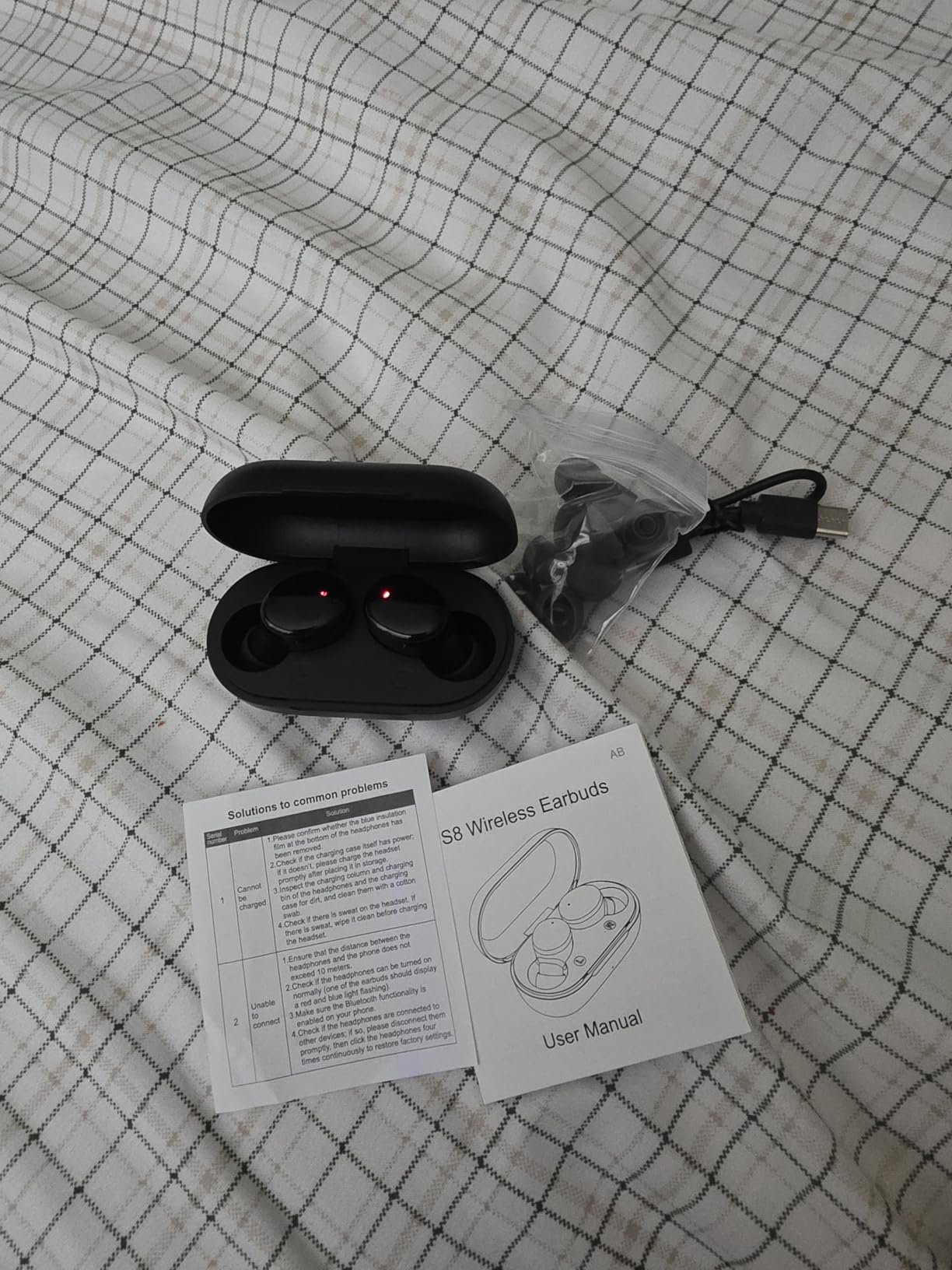 Lanteso True Wireless Bluetooth 5.3 Earbuds, 48H Playtime,Light Weight Headphones in Ear Buds Built in Mic Headset Premium Sound with Deep Bass,Clear Calls Earphones for Sports Workout Black Customer Review Lanteso True Wireless Bluetooth 5.3 Earbuds, 48H Playtime,Light Weight Headphones in Ear Buds Built in Mic Headset Premium Sound with Deep Bass,Clear Calls Earphones for Sports Workout Black - Customer Photo 2