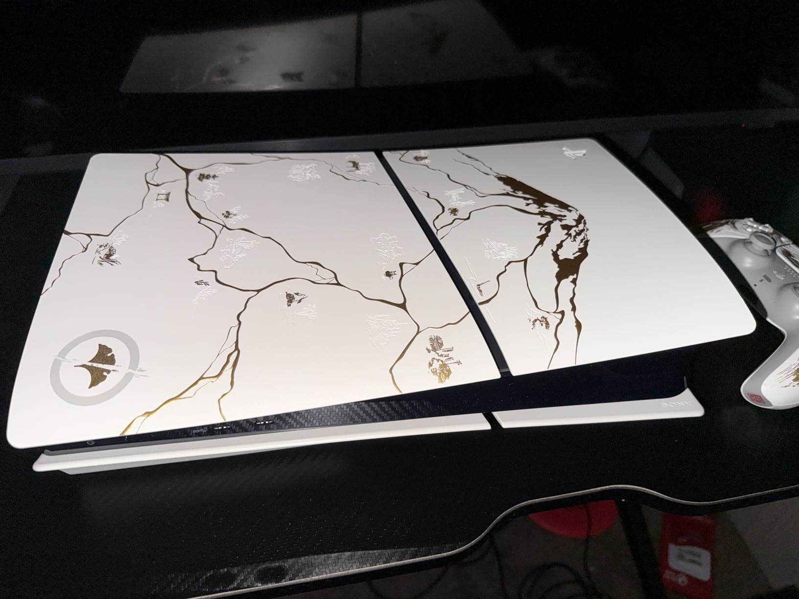 PlayStation®5 Console – Ghost of Yōtei Gold Limited Edition Bundle (slim) - Customer Photo 2