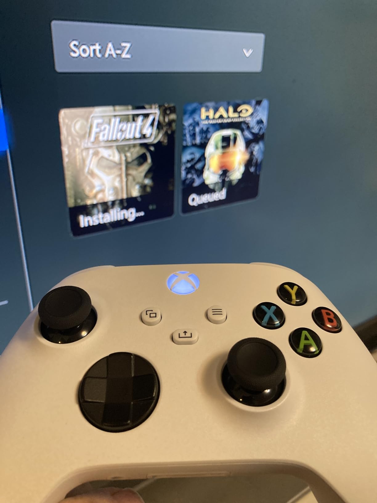 Xbox Series S - All Digital Gaming Console - 512GB SSD - Includes Wireless Controller - 120FPS (Refurbished) - Customer Photo 1