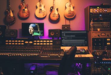 Best Microphone Stands: 10 Top-Rated Picks for Studio, Podcast & Live - dggaming