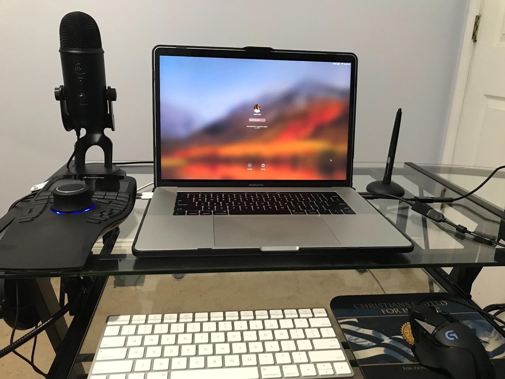 3Dconnexion Space Mouse Enterprise (3DX-700056) - Customer Photo 1