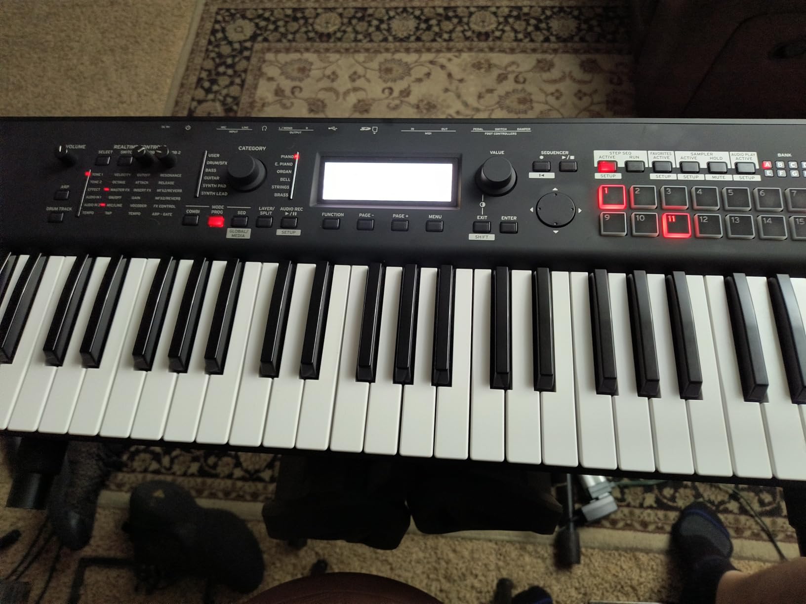 Korg Kross 2-61 61-Key Synthesizer Workstation Customer Review Korg Kross 2-61 61-Key Synthesizer Workstation - Customer Photo 1
