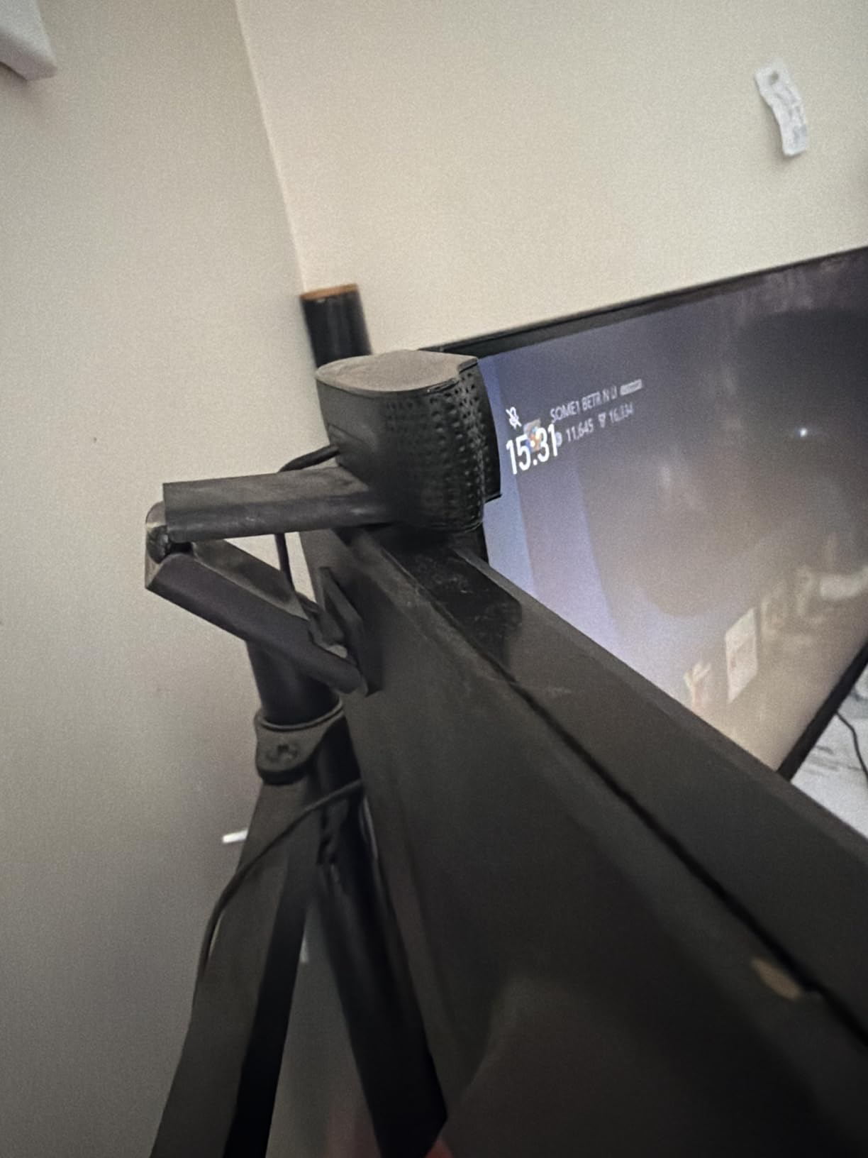 Logitech C920x HD Pro PC Webcam, Full HD 1080p/30fps Video, Clear Audio, HD Light Correction, Works with Microsoft Teams, Google Meet, Zoom, Nintendo Switch 2’s New GameChat Mode, Mac/Tablet- Black - Customer Photo 1