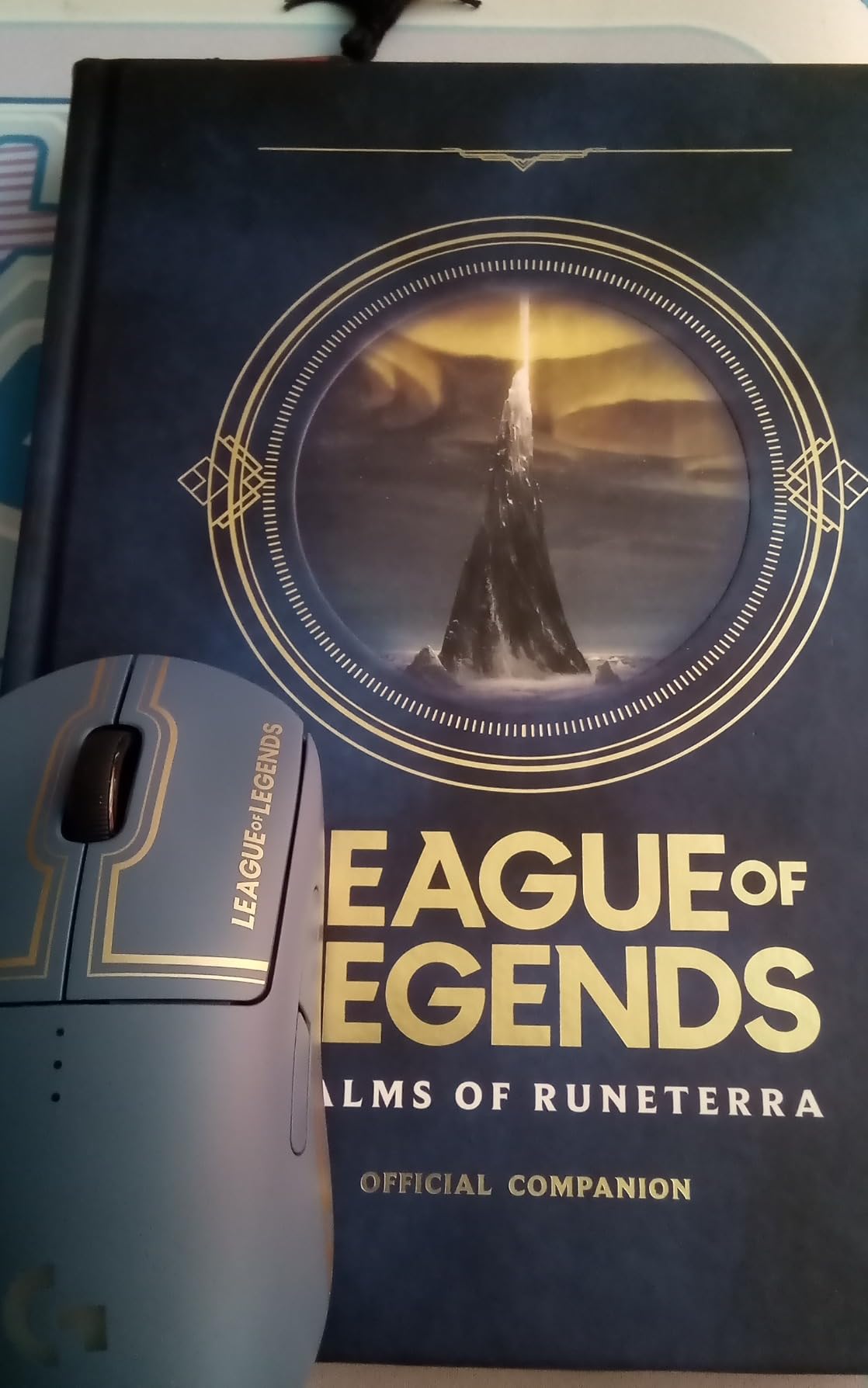 Logitech G Pro Wireless Gaming Mouse - League of Legends Edition - Customer Photo 1