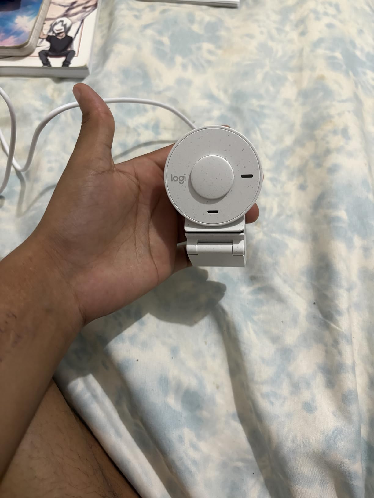 Logitech Brio 301 Full HD 1080p Webcam with Auto Light Correction, Noise Reduction Mics, Privacy Cover, Works with Teams, Google Meet, Zoom - Black - Customer Photo 2