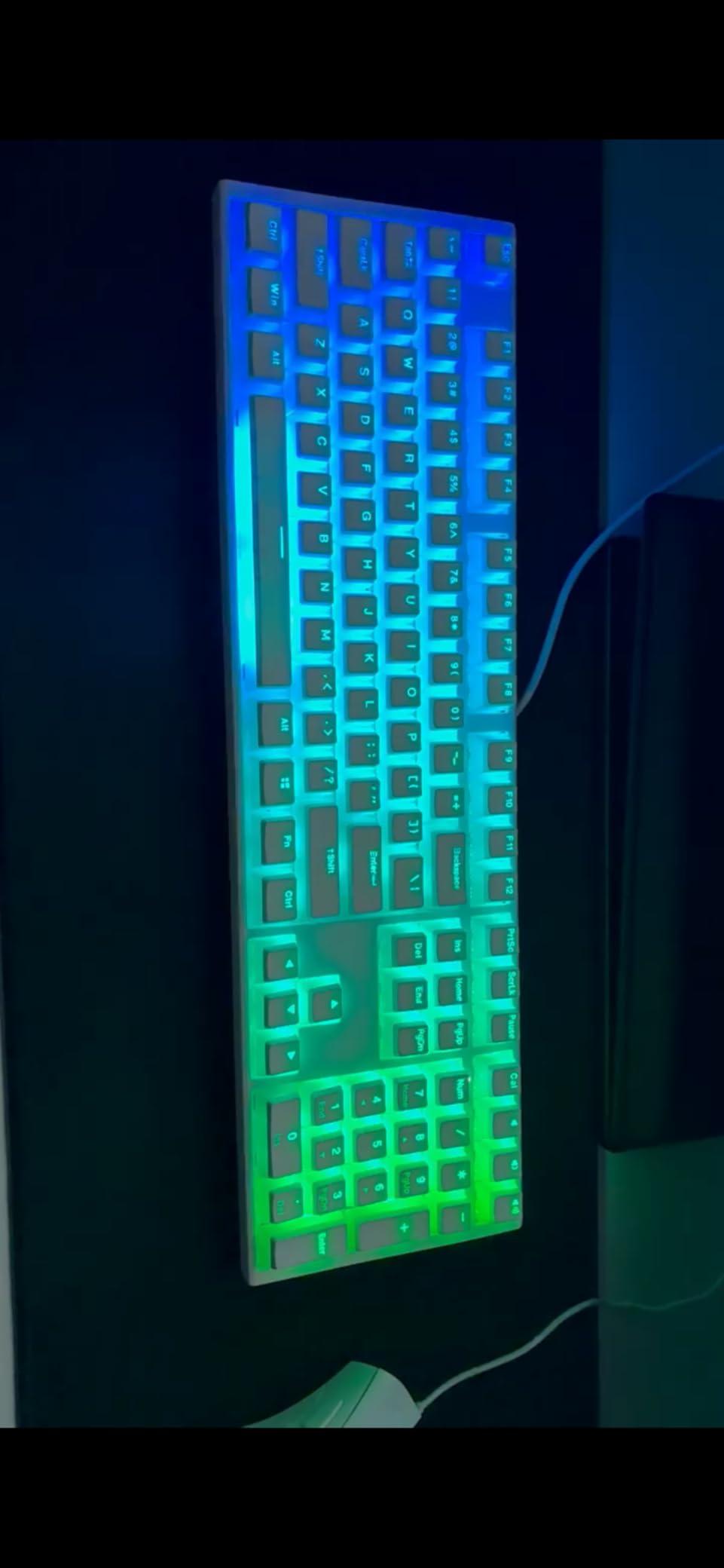 Ducky One 3 Pure White Hotswap RGB Mechanical Keyboard (Cherry MX Brown) Customer Review Ducky One 3 Pure White Hotswap RGB Mechanical Keyboard (Cherry MX Brown) - Customer Photo 1